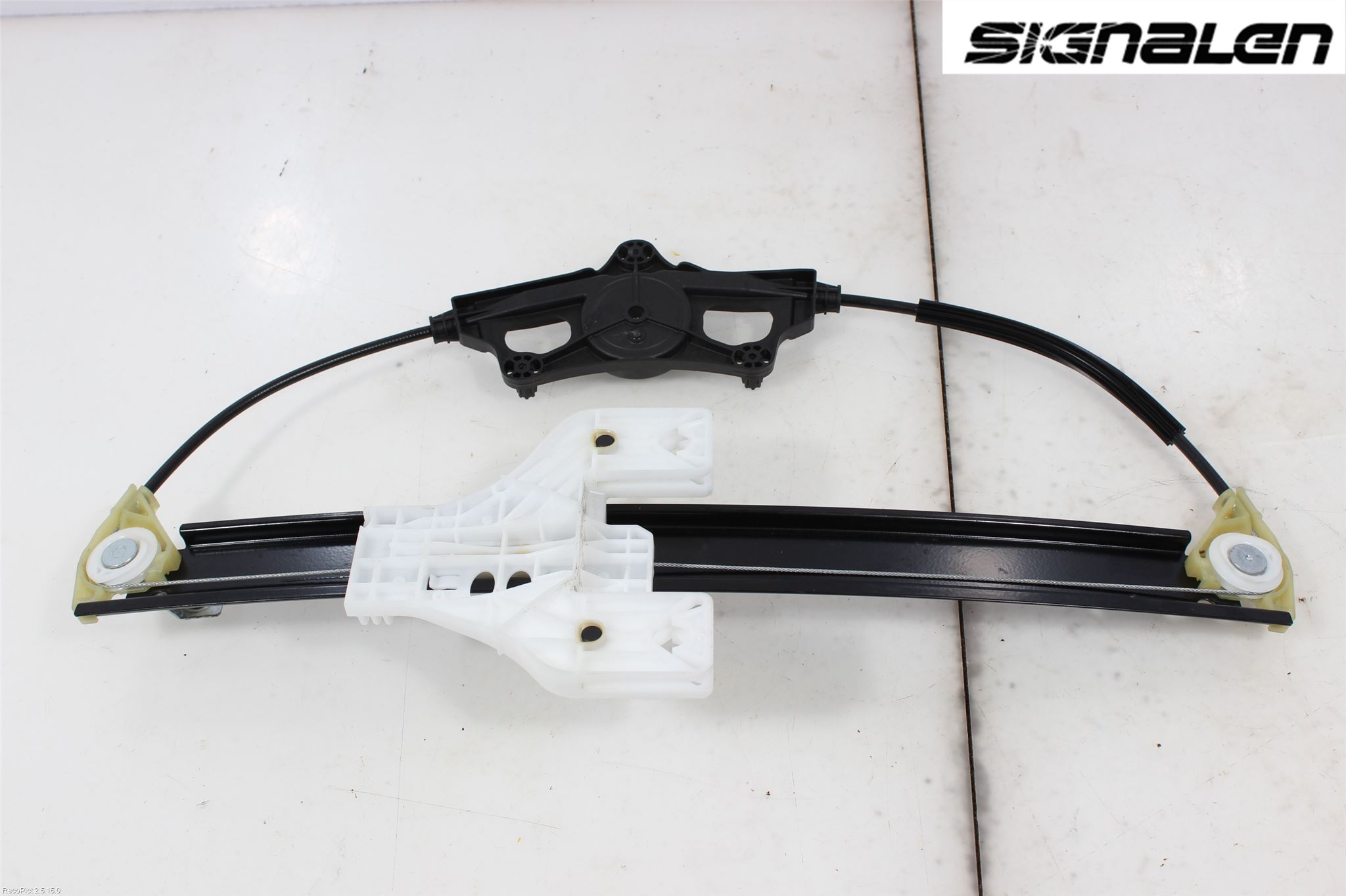 Audi A4/S4 B9 16-19 Vindusheis