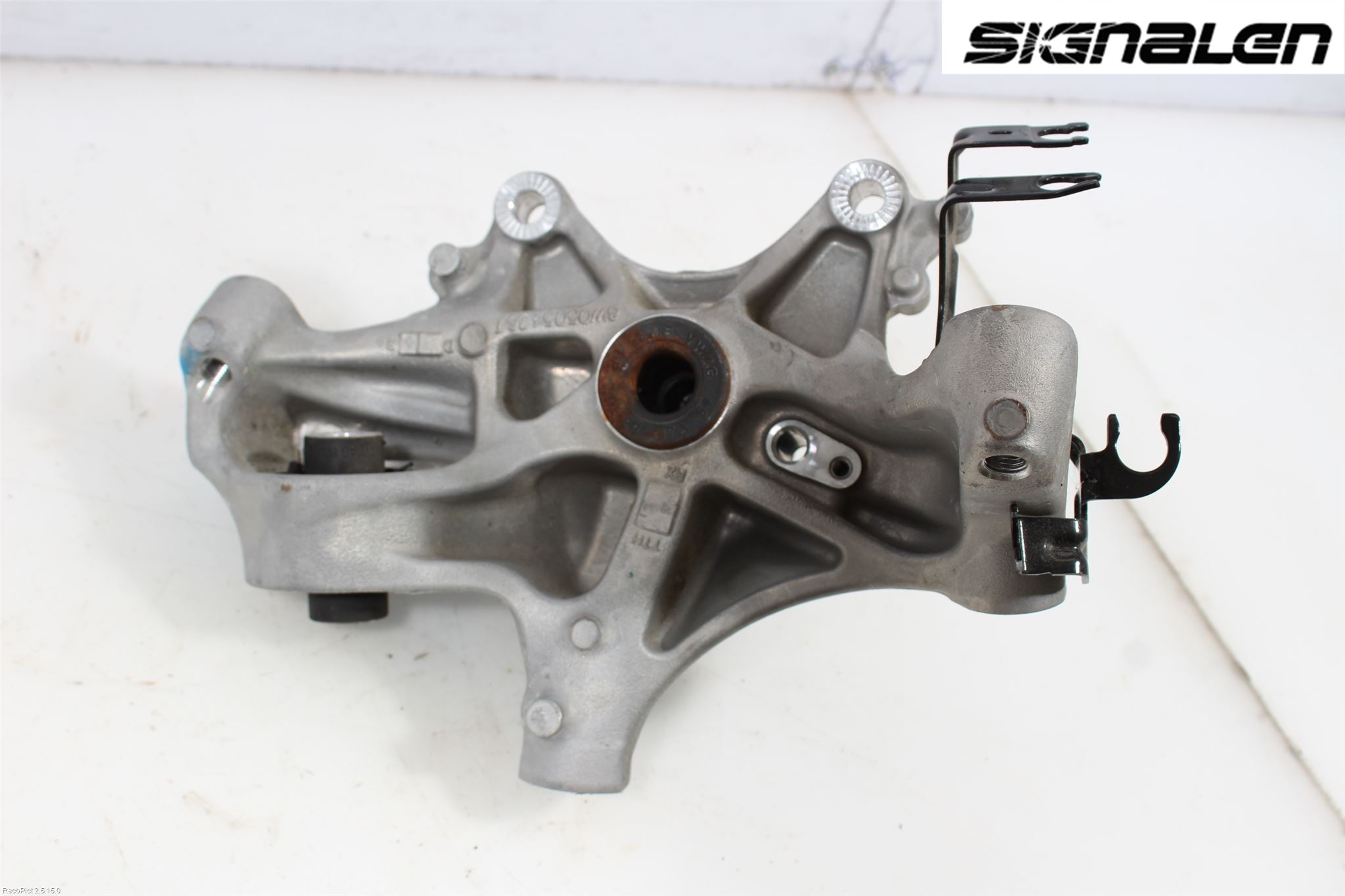 Audi A4/S4 B9 16-19 Spindel Hb