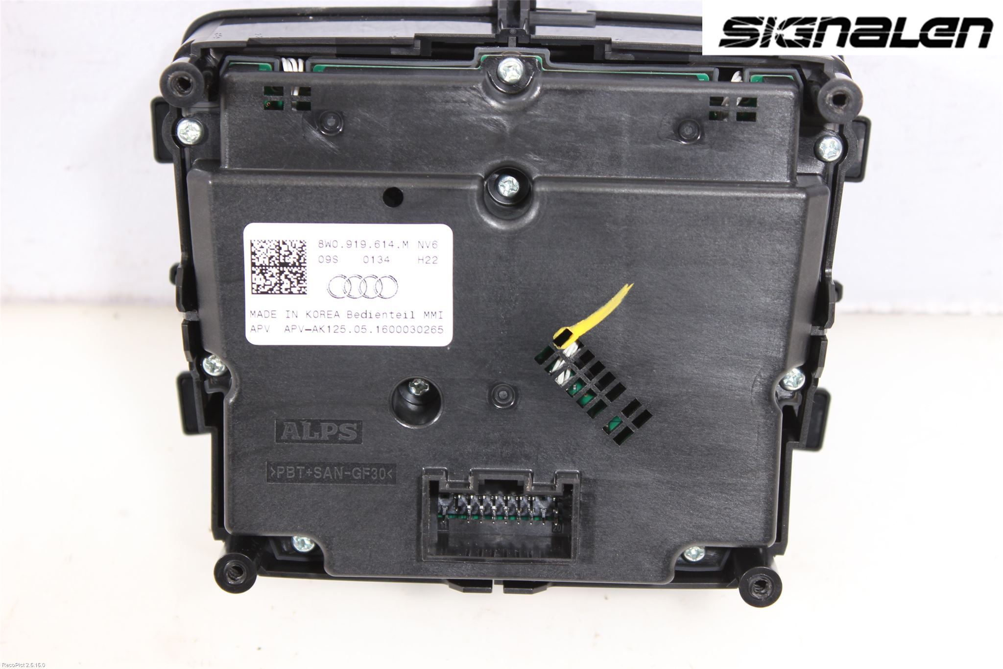Audi A4/S4 B9 16-19 Stereo Radio Med Cd