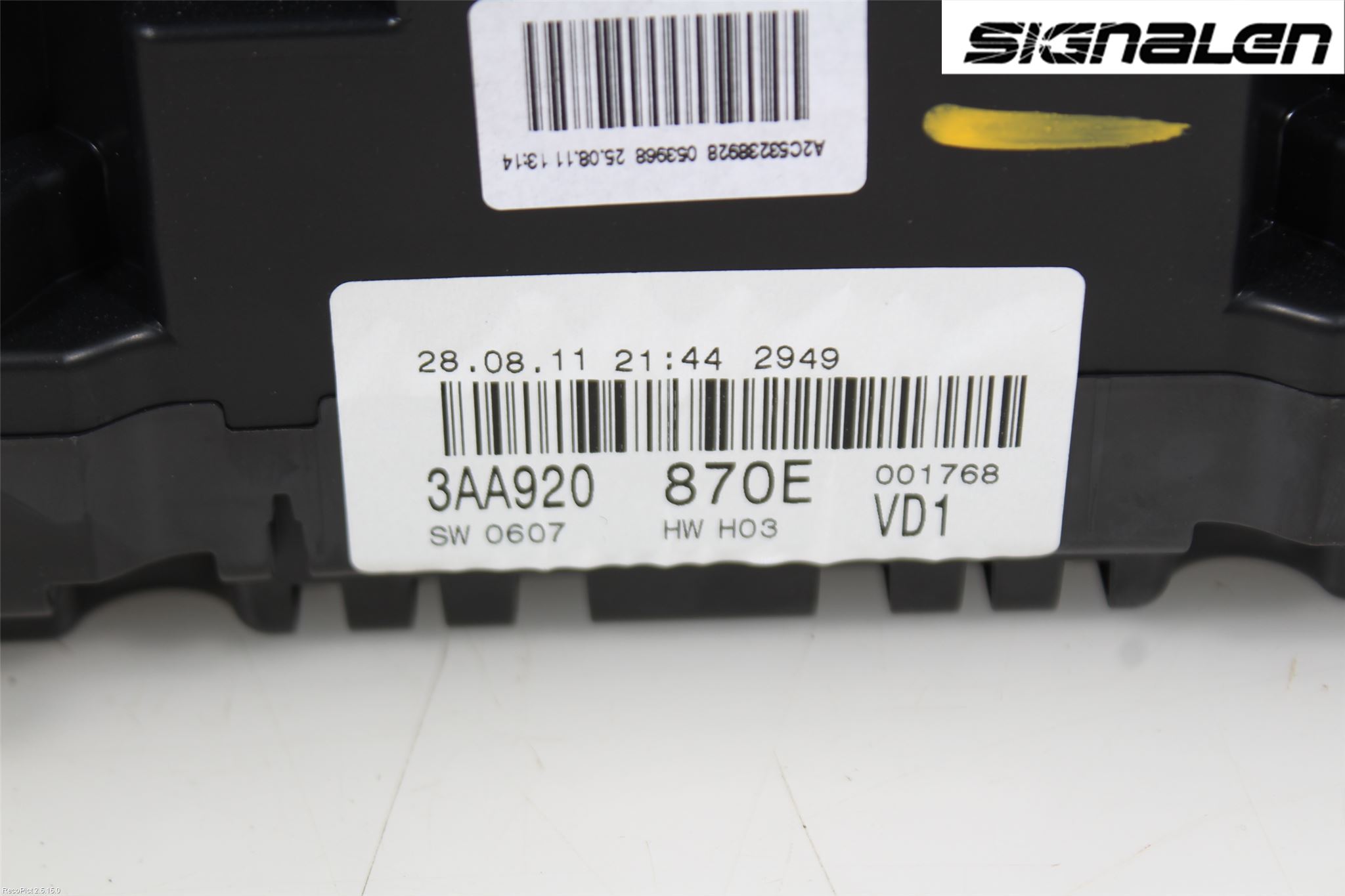 Volkswagen VW PASSAT 11-14 Instr Kombinert
