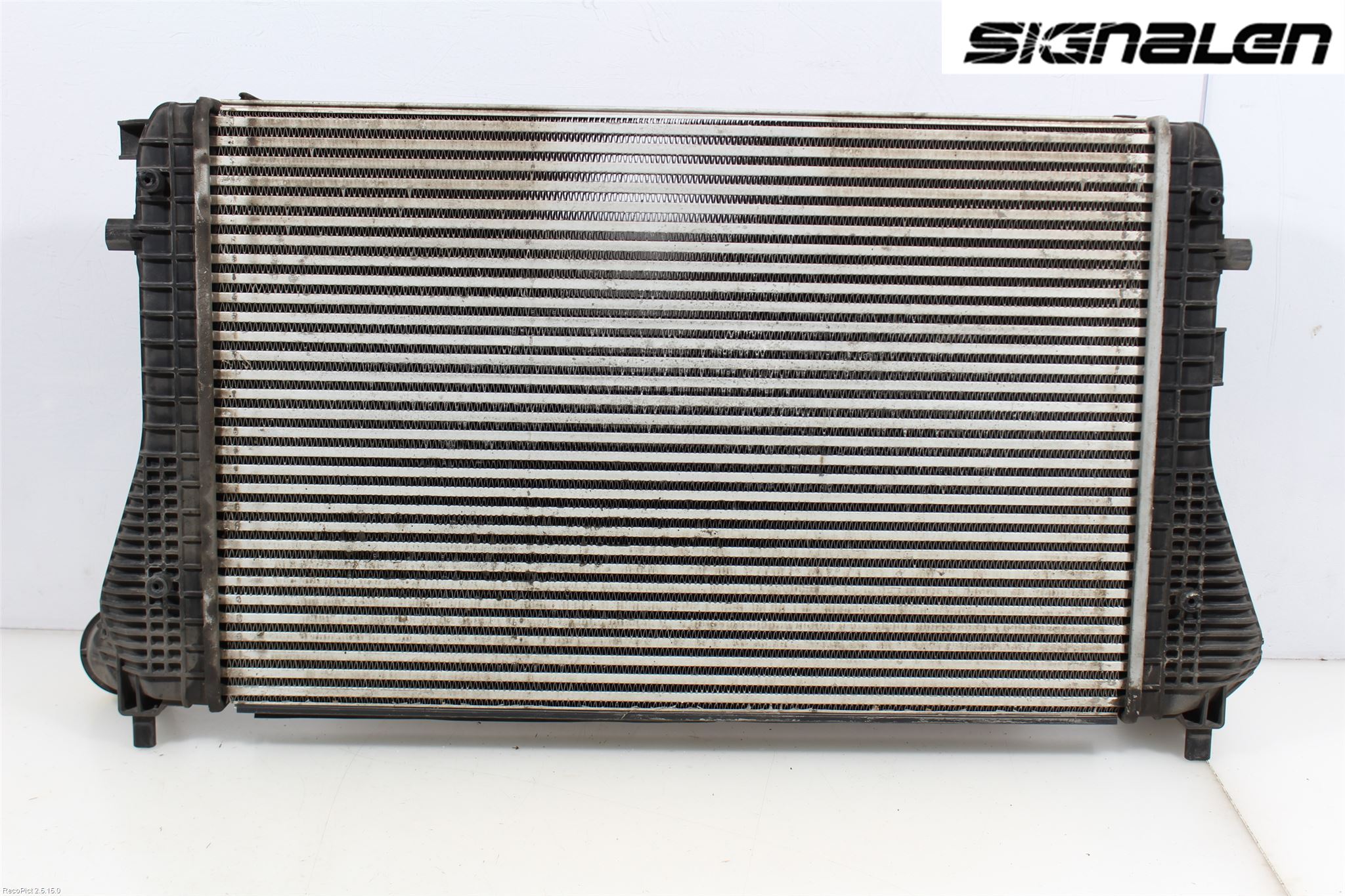 Volkswagen VW PASSAT 11-14 Intercooler Radiator