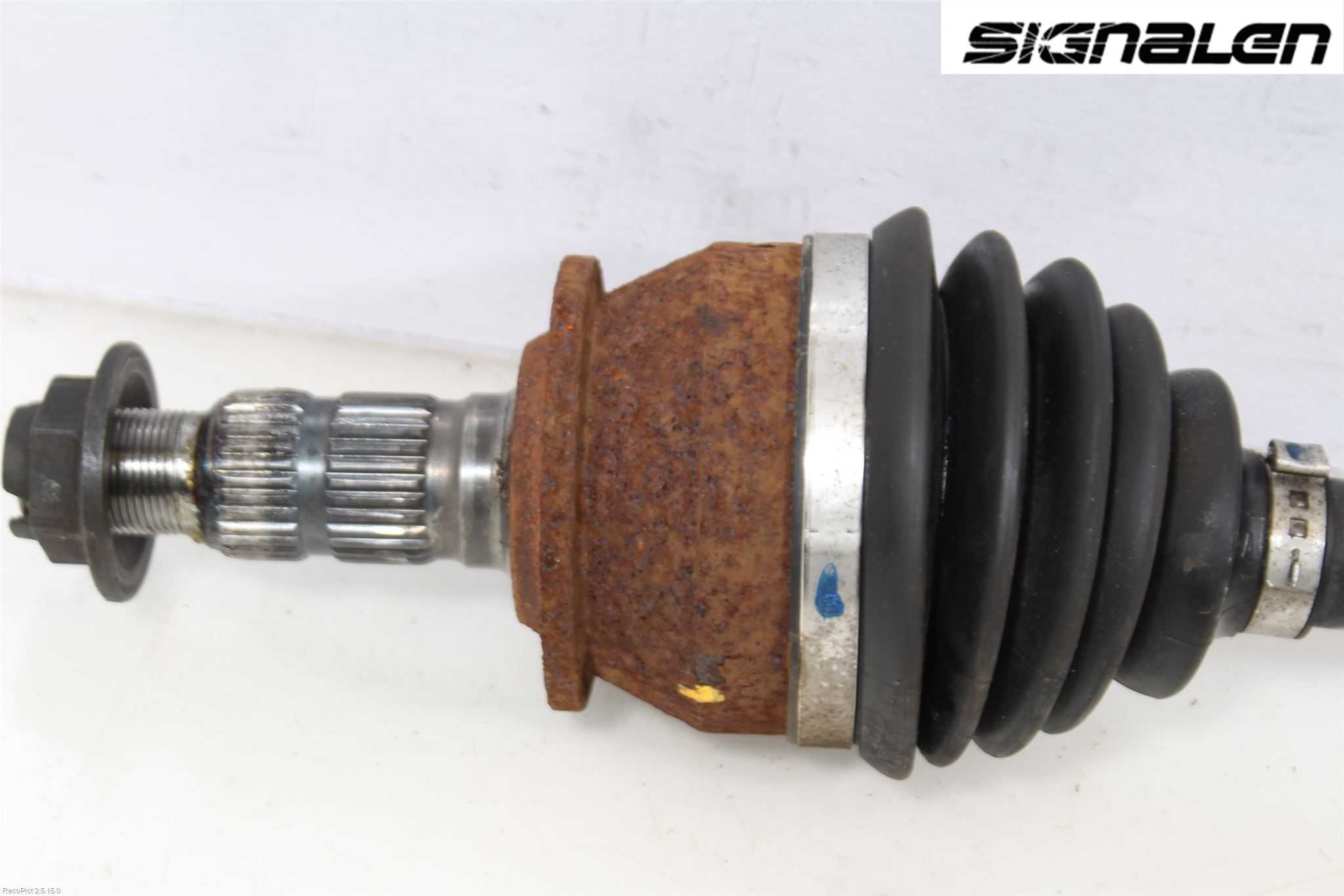 Opel ASTRA J 10-15 Drivaksel Foran Kompl Venstre