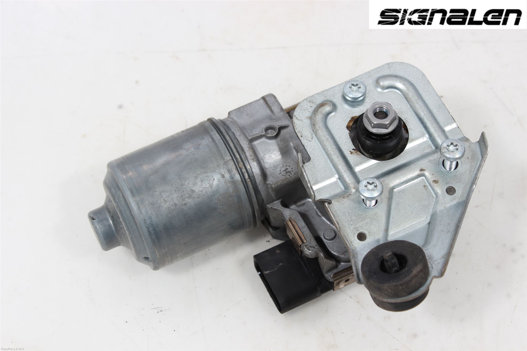 Volkswagen VW GOLF SPORTSVAN 15-20 Viskermotor Frontrute