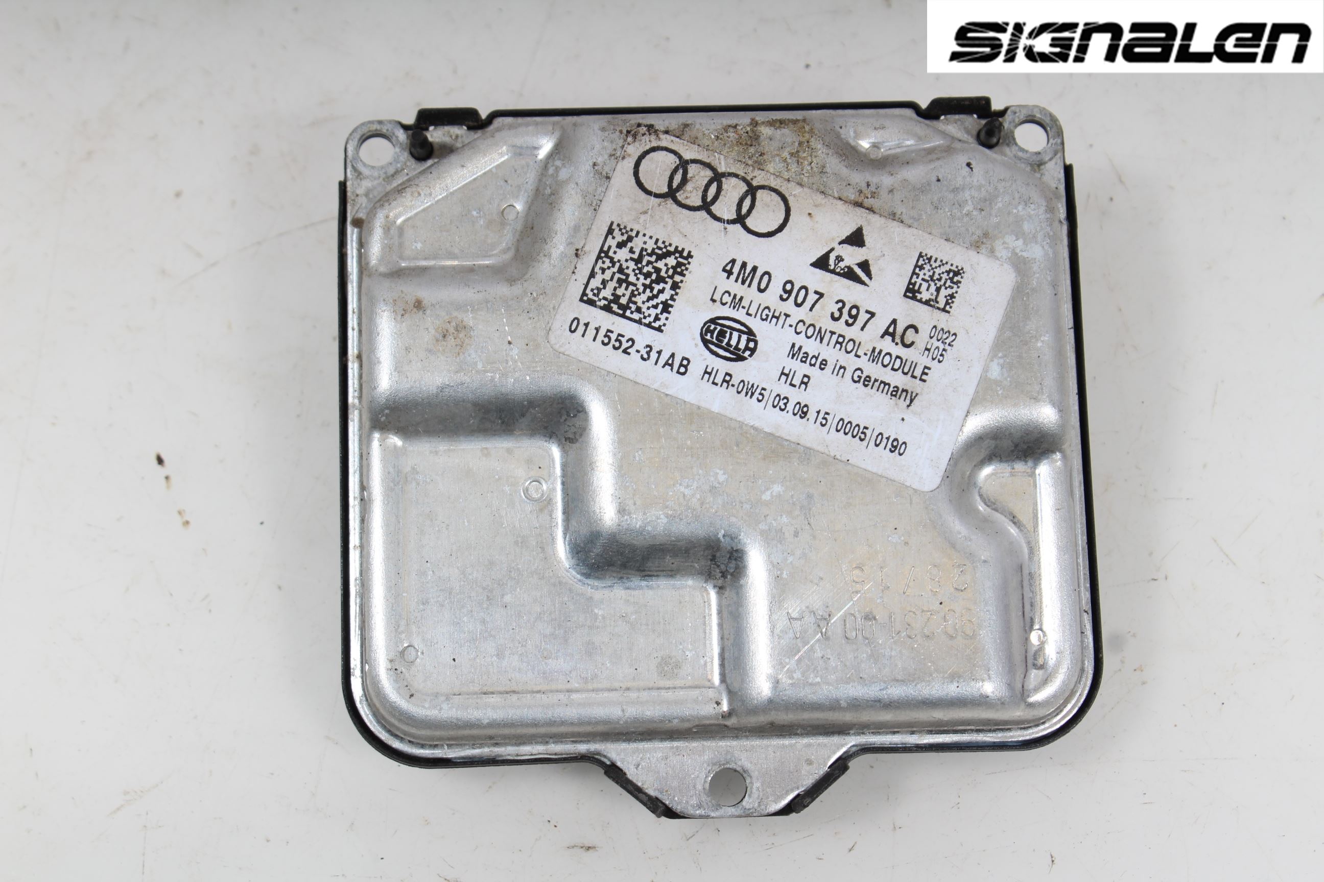 Audi A4/S4 B9 16-19 Styreenhet Xenon
