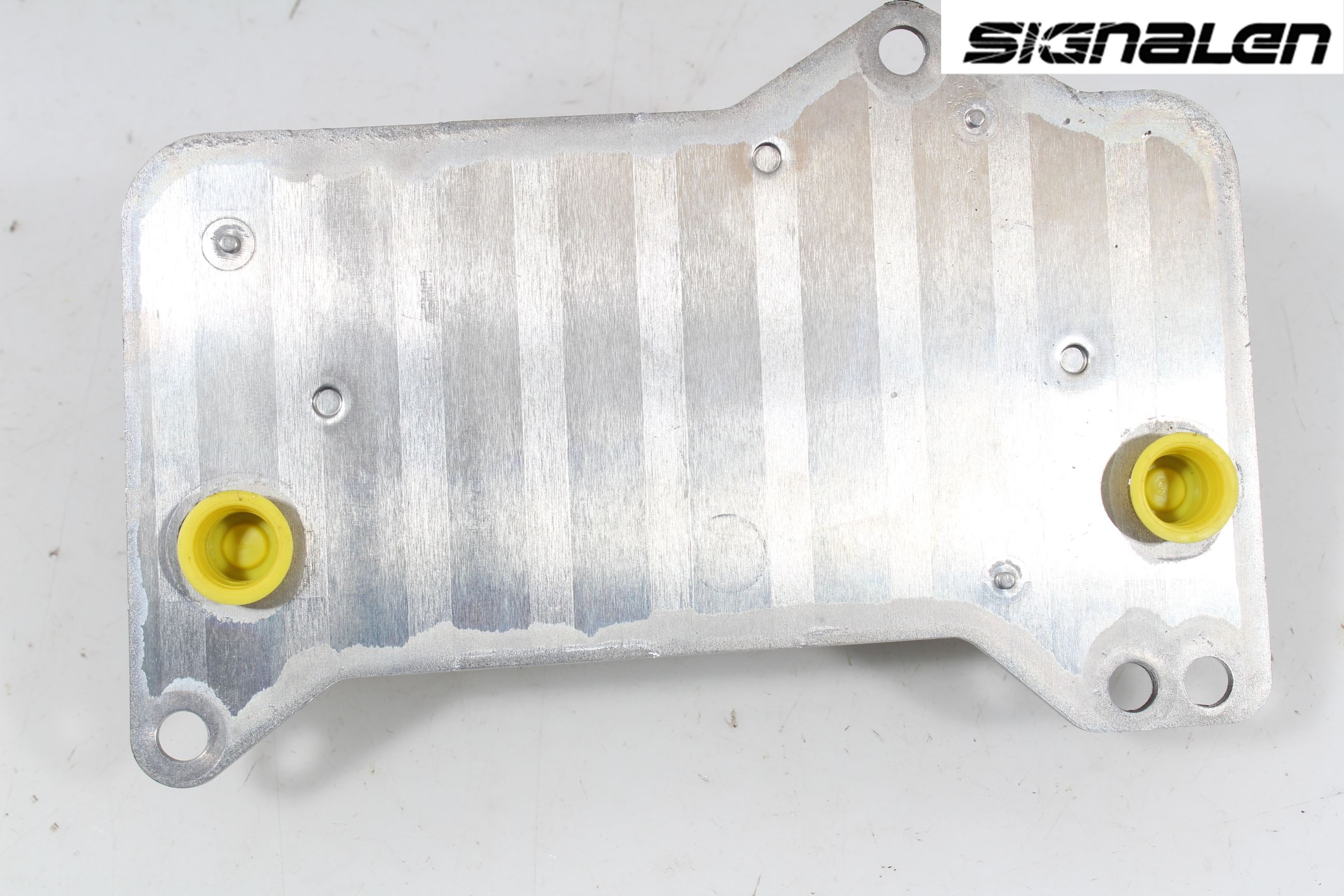 Volkswagen VW TIGUAN 16-24 Radiator Oljekjøler Automatgea