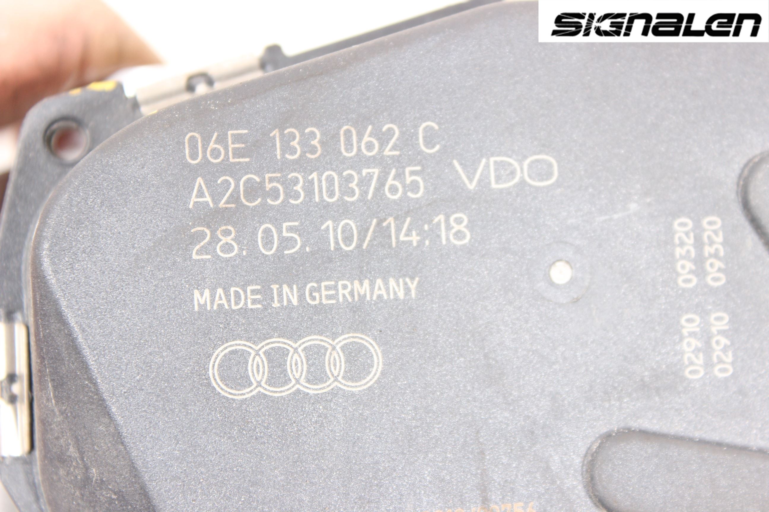 Audi Q5 09-16 Inns Spjeldhus