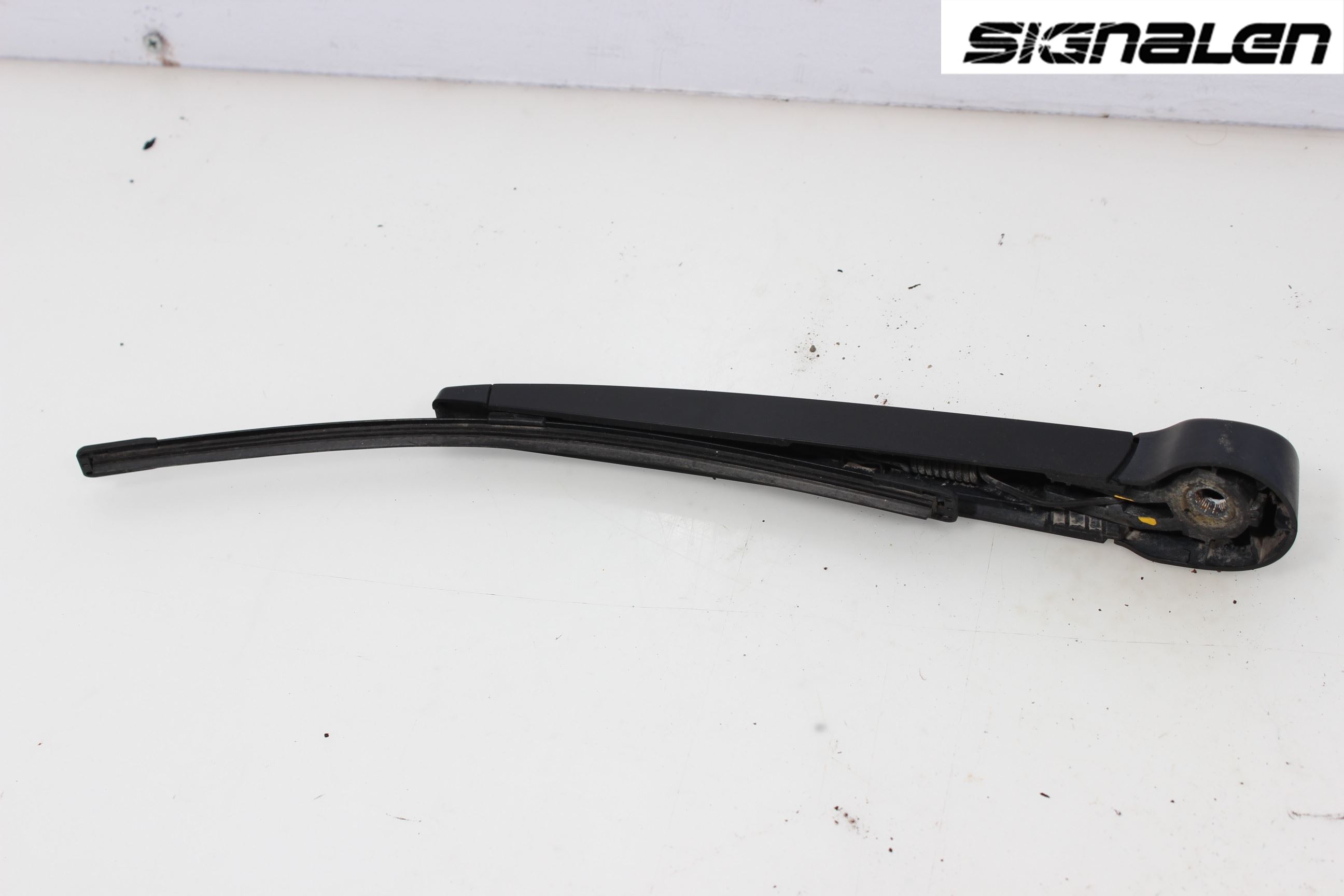 Volkswagen VW GOLF / E-GOLF VII 13-20 Viskerarm Bakrute