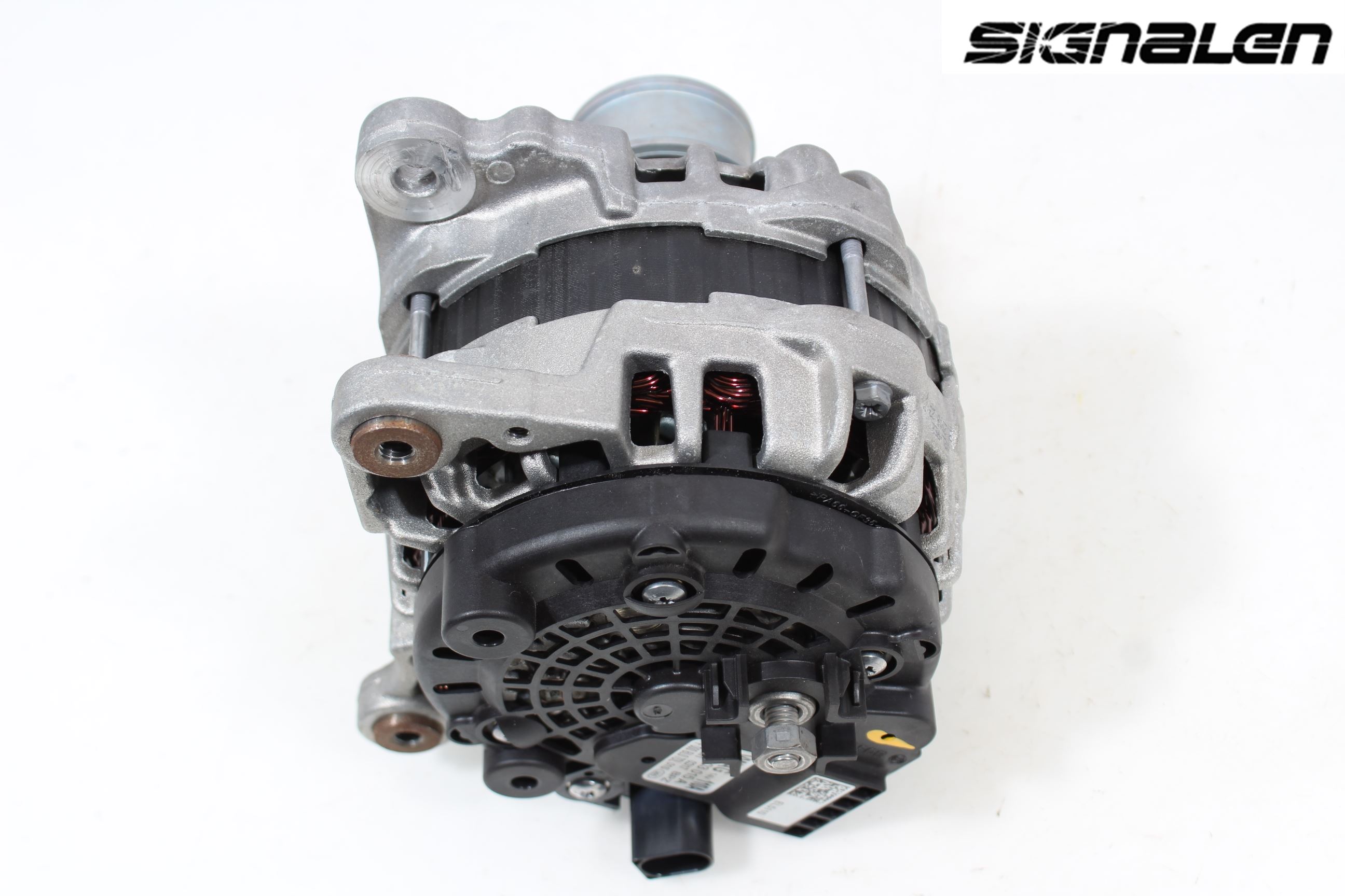 Volkswagen VW POLO 10-17 Dynamo