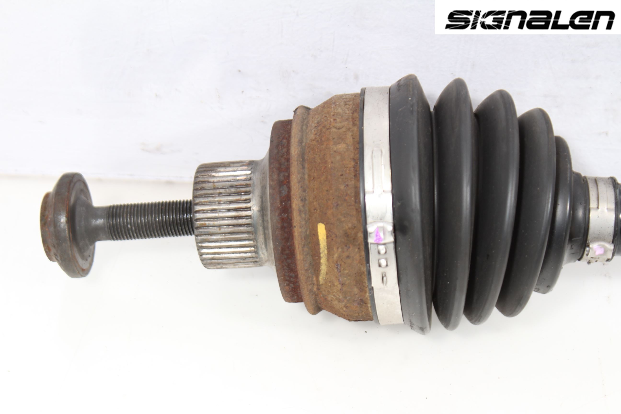 Audi A6/S6 4G 11-18 Drivaksel Foran Kompl Venstre