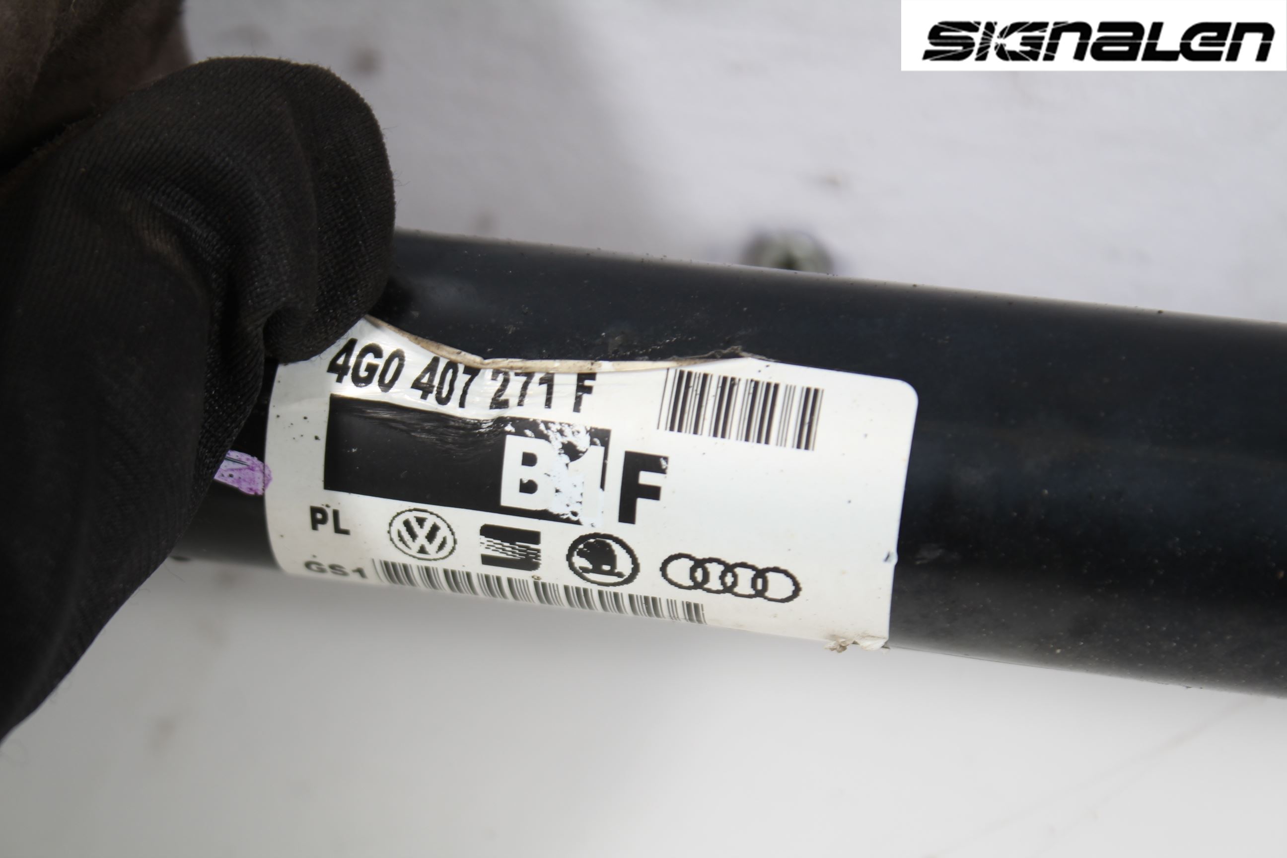 Audi A6/S6 4G 11-18 Drivaksel Foran Kompl Venstre