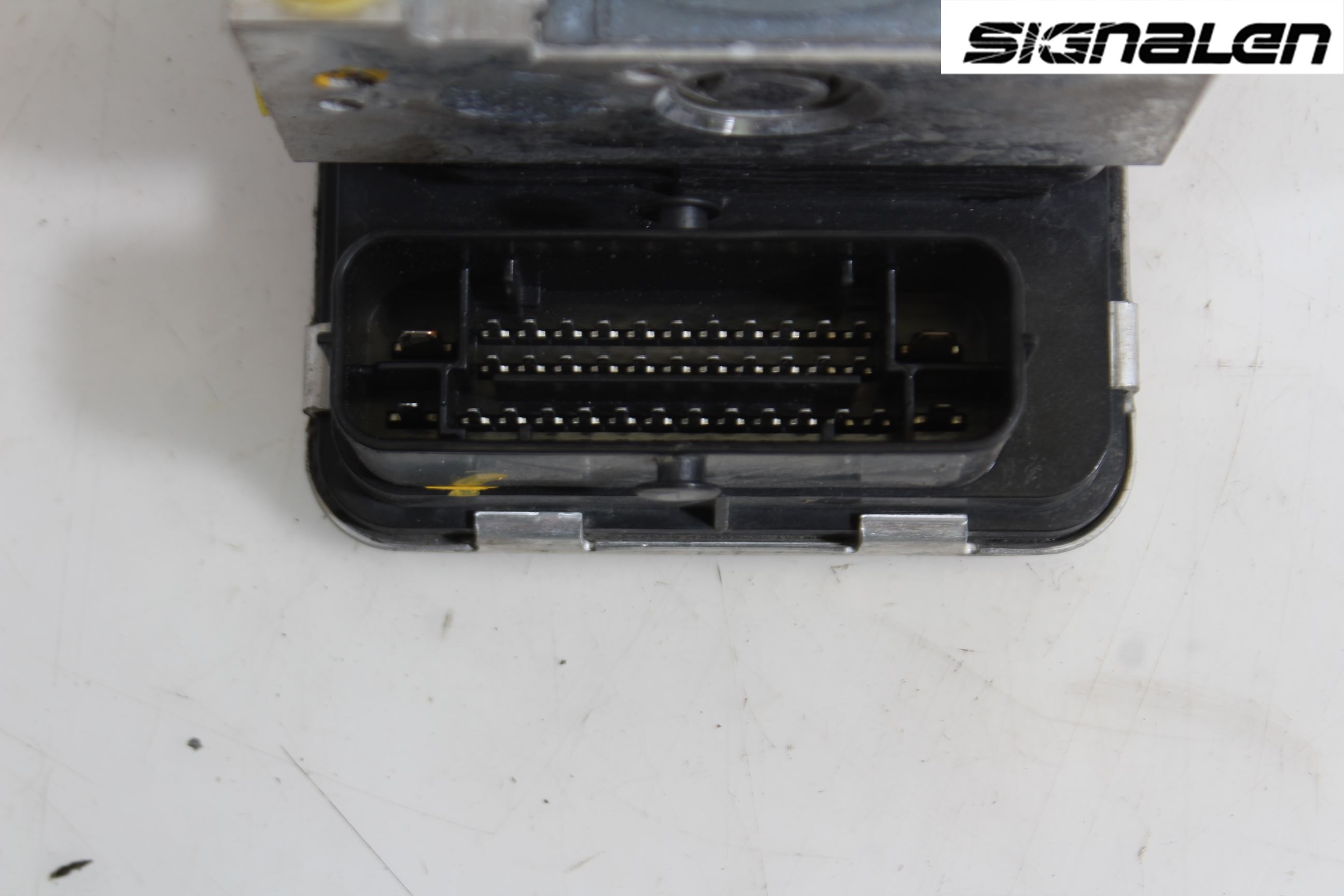 Volkswagen VW CADDY 11-15 Abs Hydraulikkaggregat