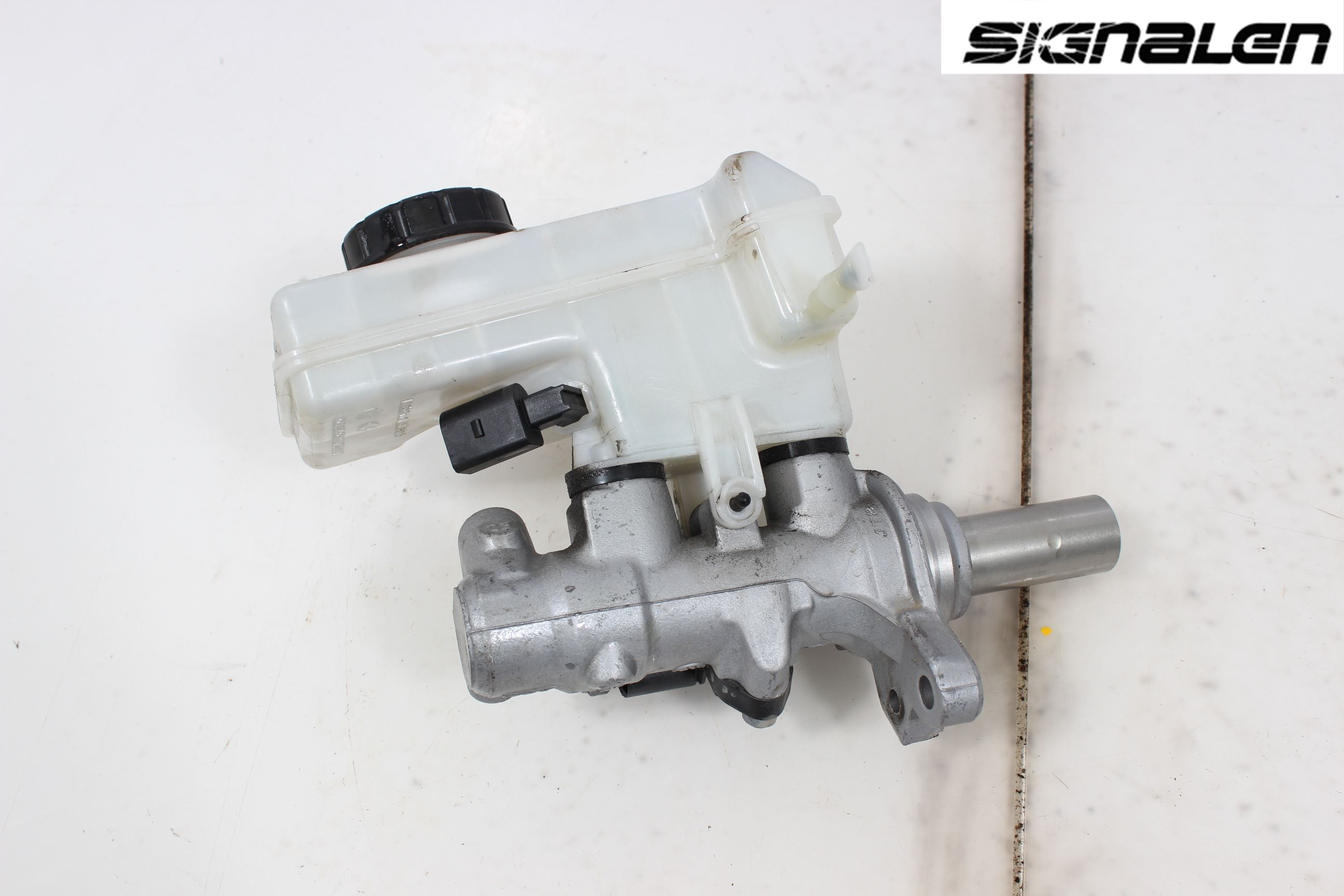 Volkswagen VW GOLF / E-GOLF VII 13-20 Brems Hovedsylinder