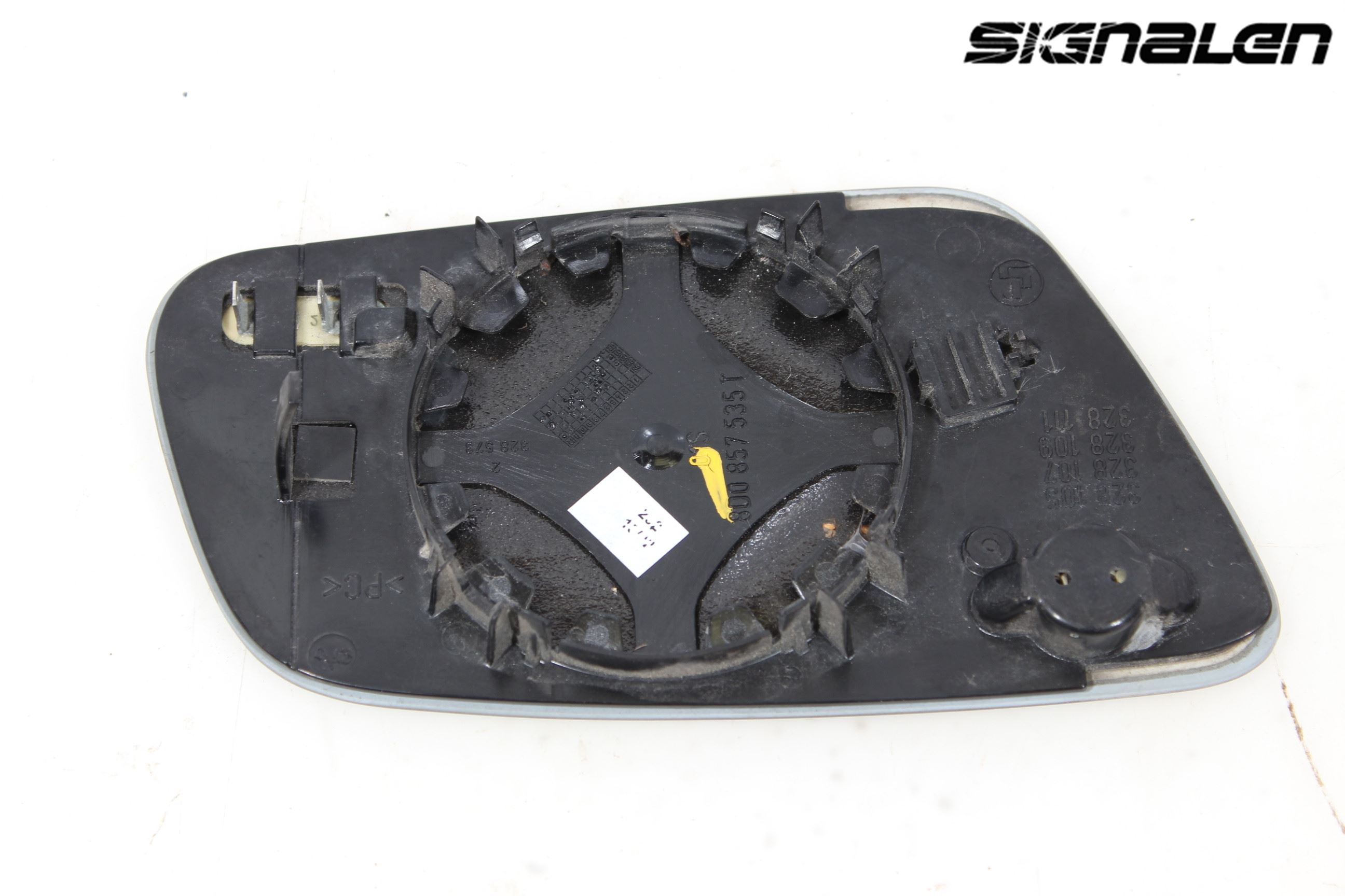 Audi A6/S6     97-05 Speil Glass V