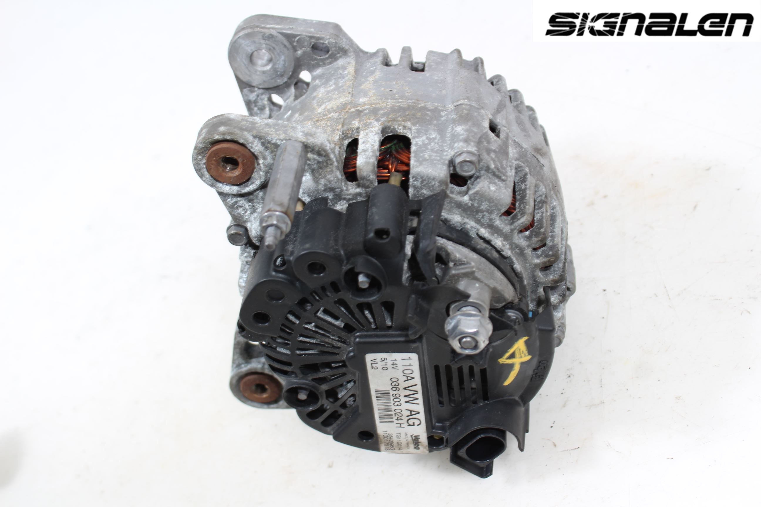 Volkswagen VW POLO 10-17 Dynamo