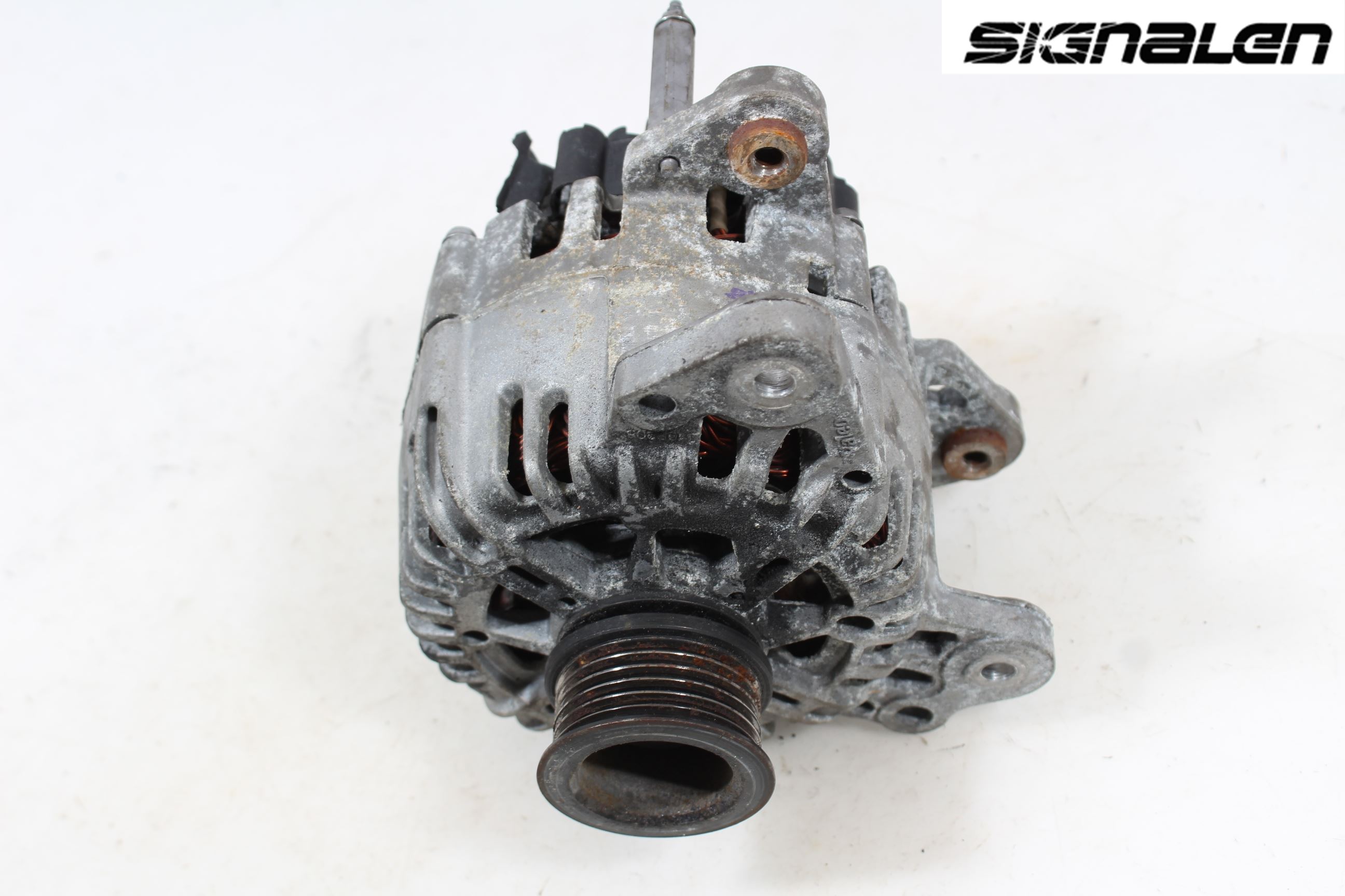 Volkswagen VW POLO 10-17 Dynamo