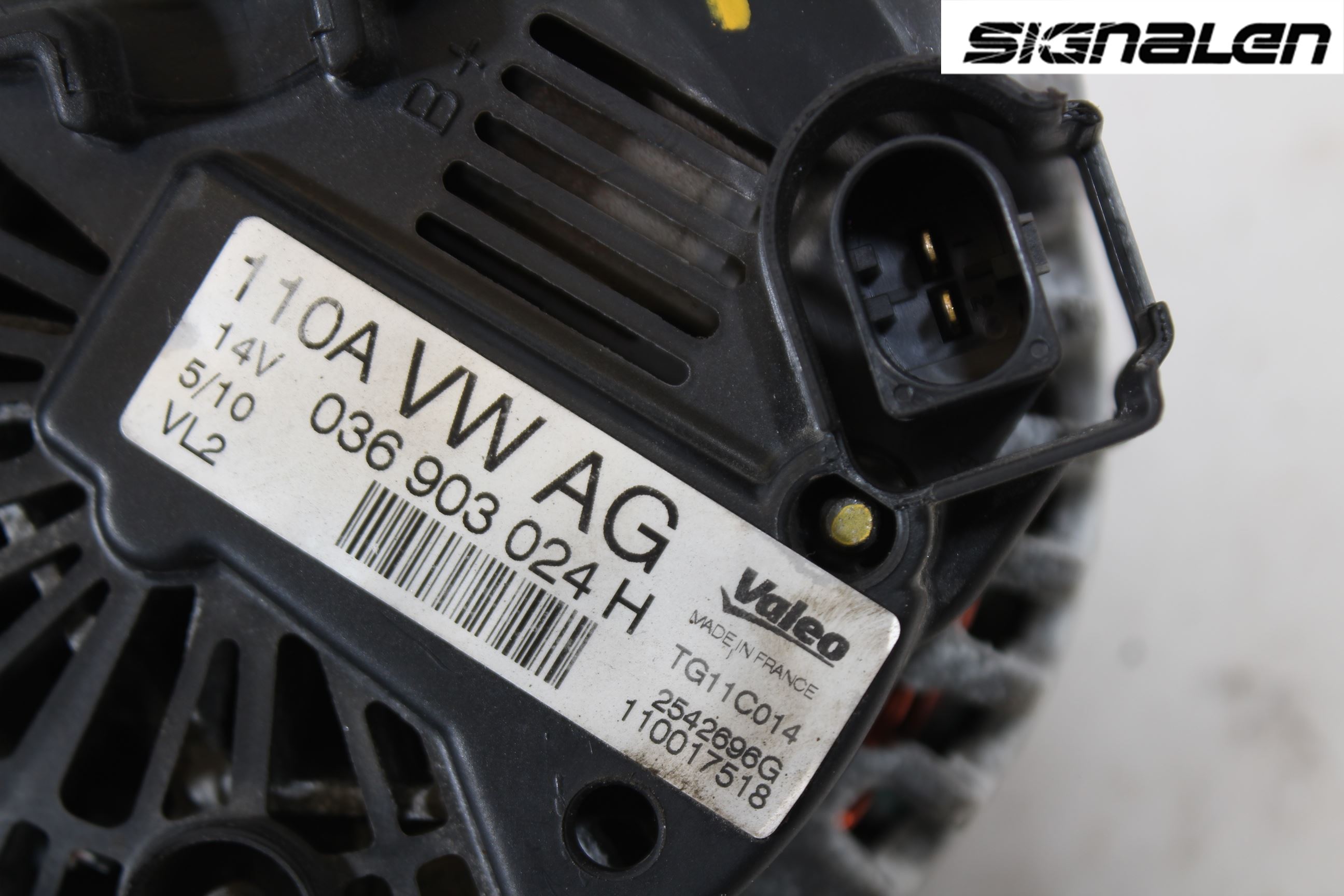 Volkswagen VW POLO 10-17 Dynamo