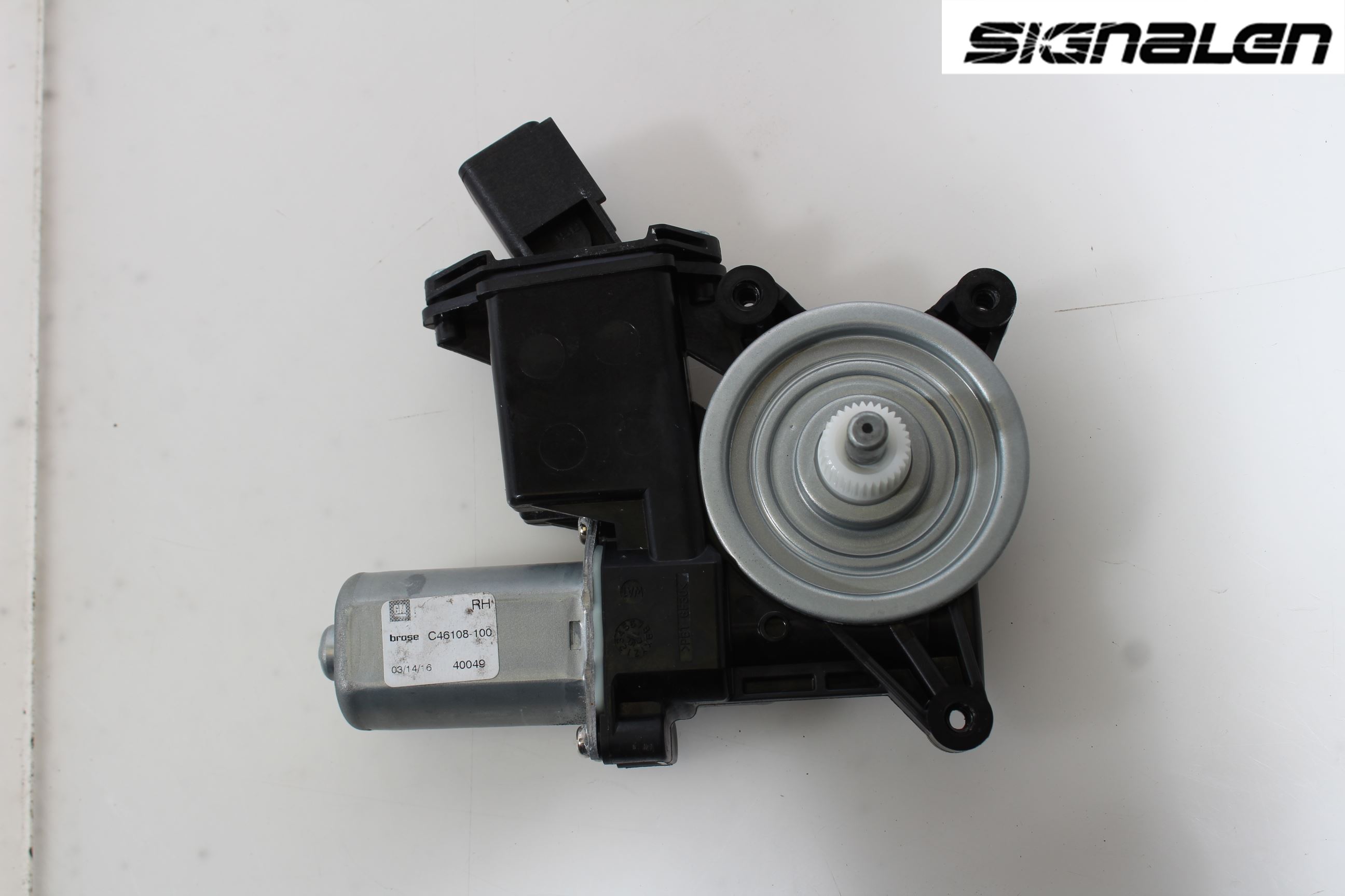 Opel ASTRA K 16-22 Vindusheismotor