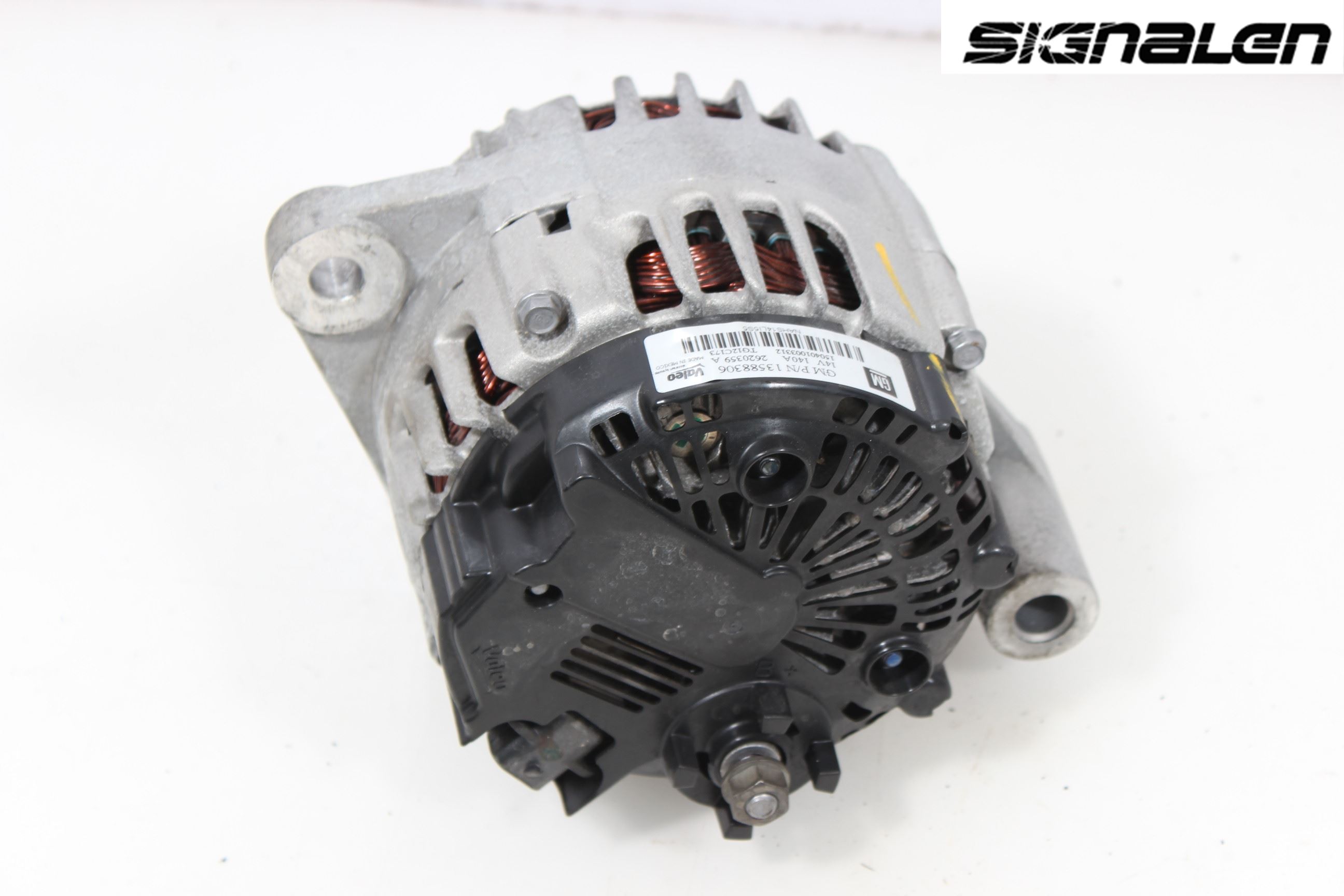 Opel INSIGNIA 09-16 Dynamo