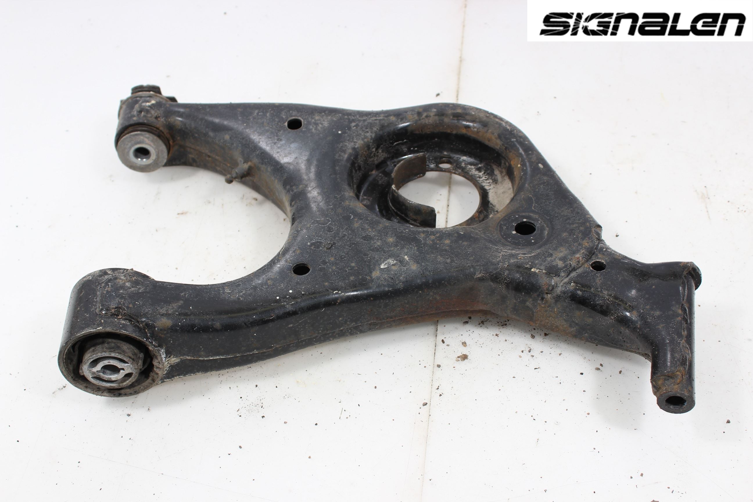 Opel INSIGNIA 09-16 Bærearm Bak Venstre