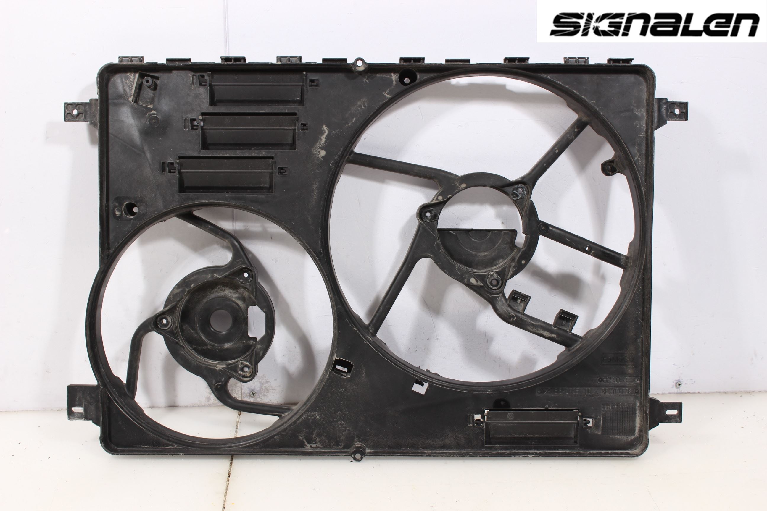Volvo V70 08-13 Kjølevifte-Radiator Hus-Kåpe