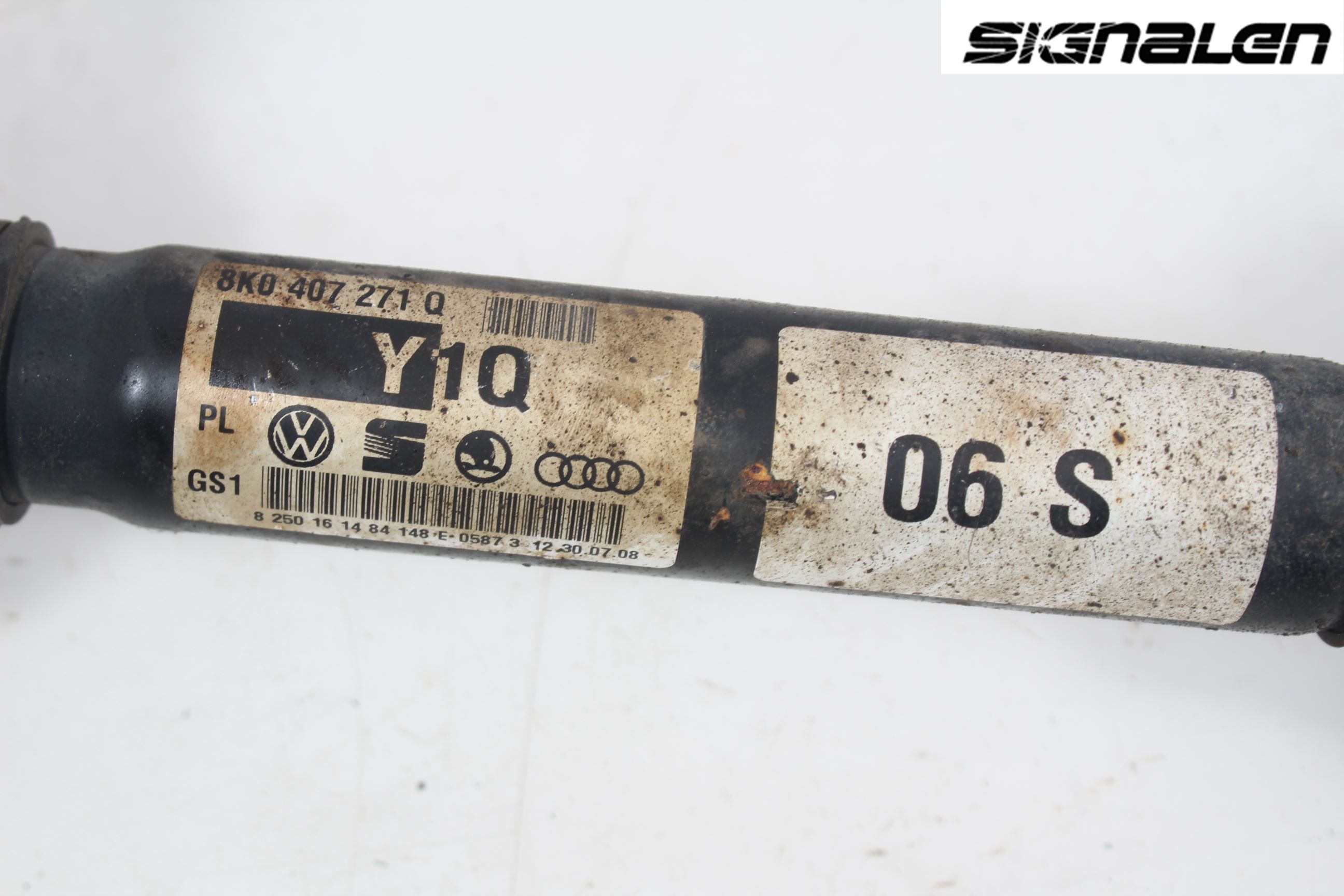 Audi A4/S4 08-11 Drivaksel Foran Kompl Venstre