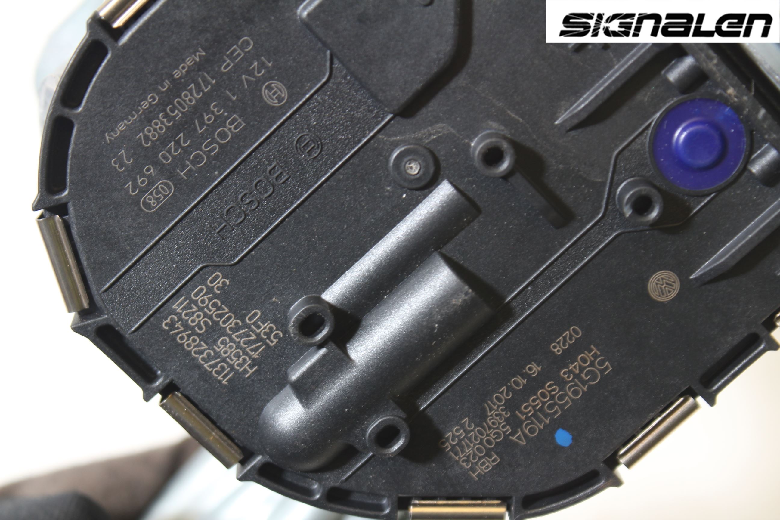 Volkswagen VW GOLF / E-GOLF VII 13-20 Viskermotor Frontrute
