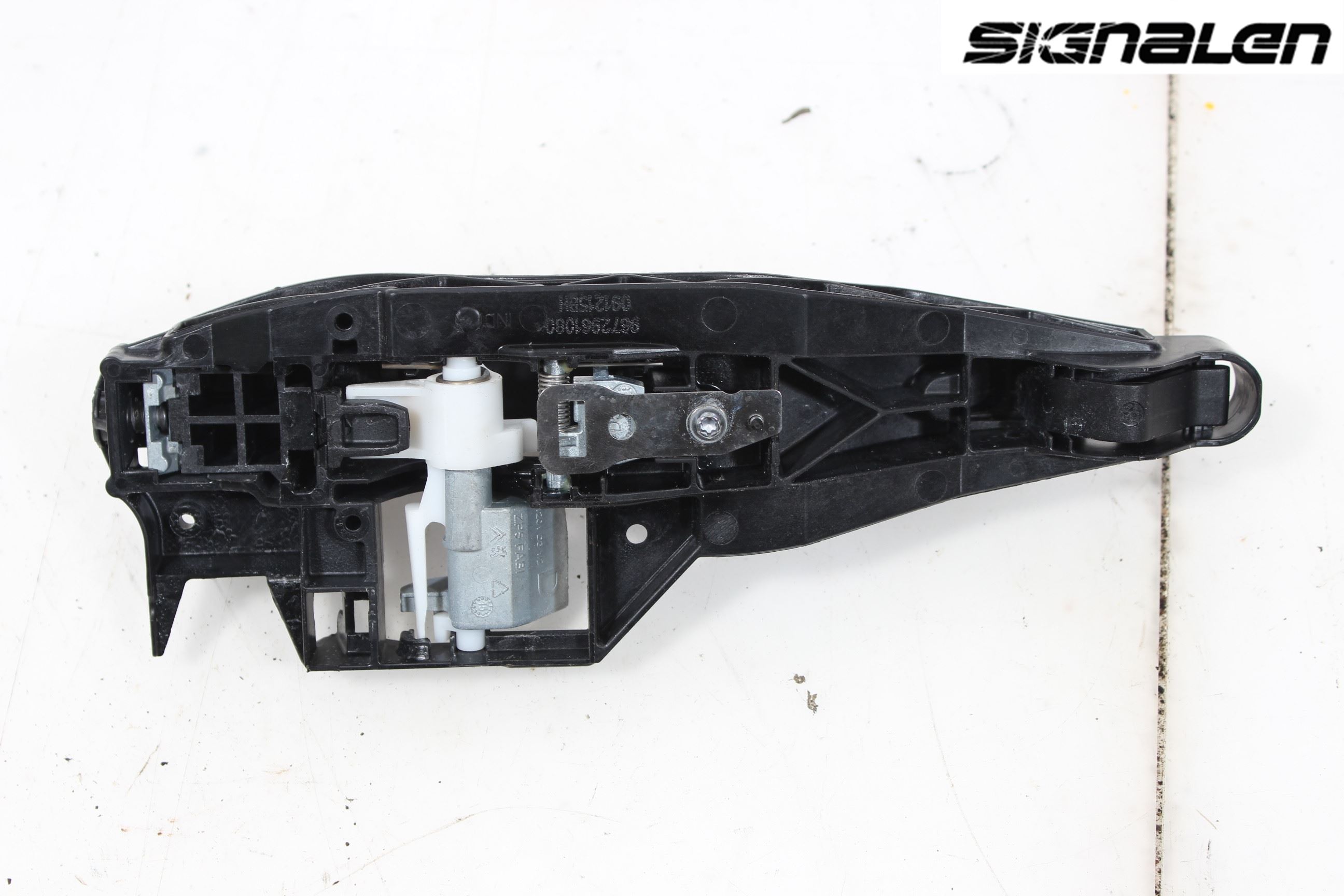 Peugeot PEUGOT 208 16-19 Dørhandtak Ytre Høyre