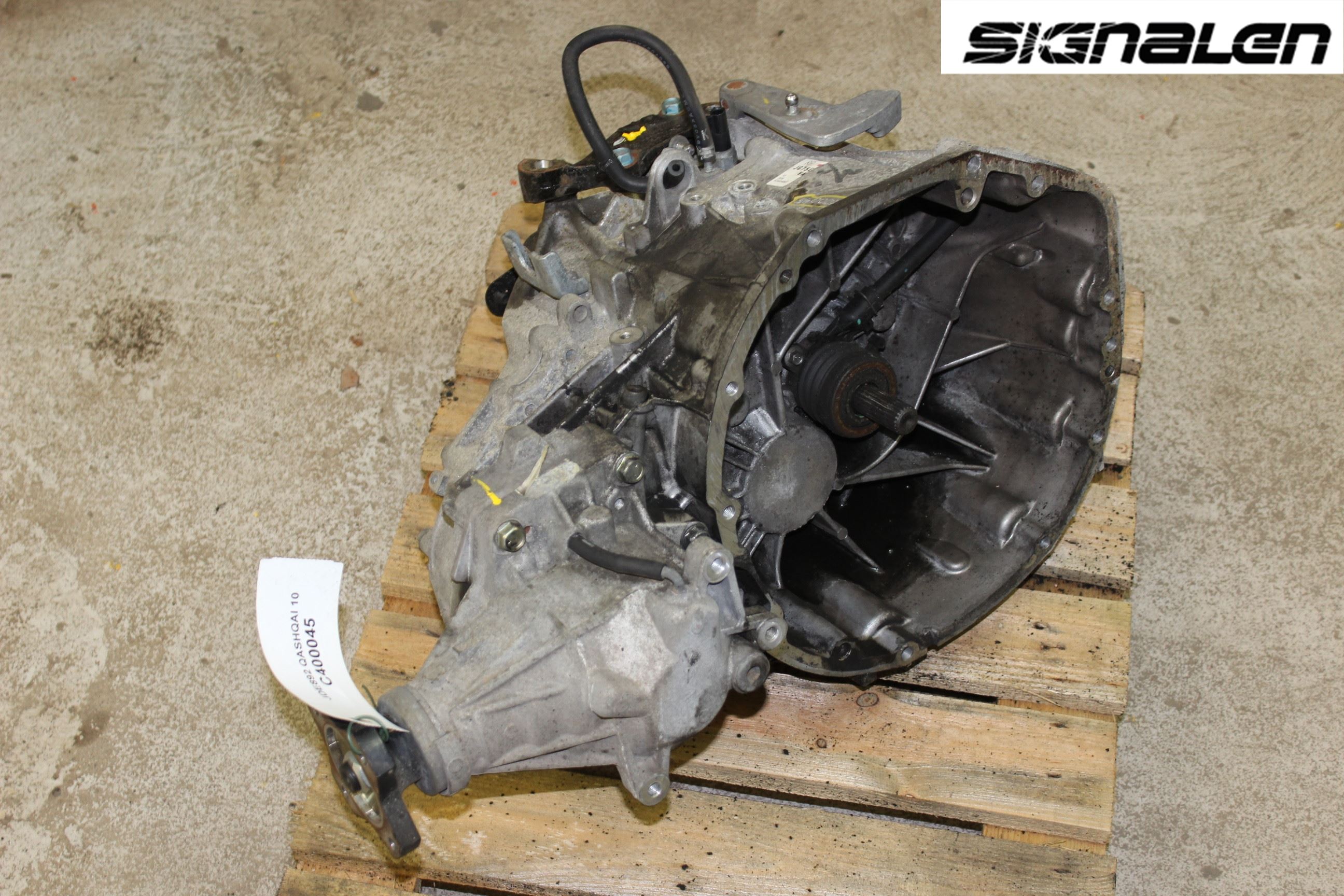 Nissan QASHQAI+2  10-14 Gearkasse 6 Trinn
