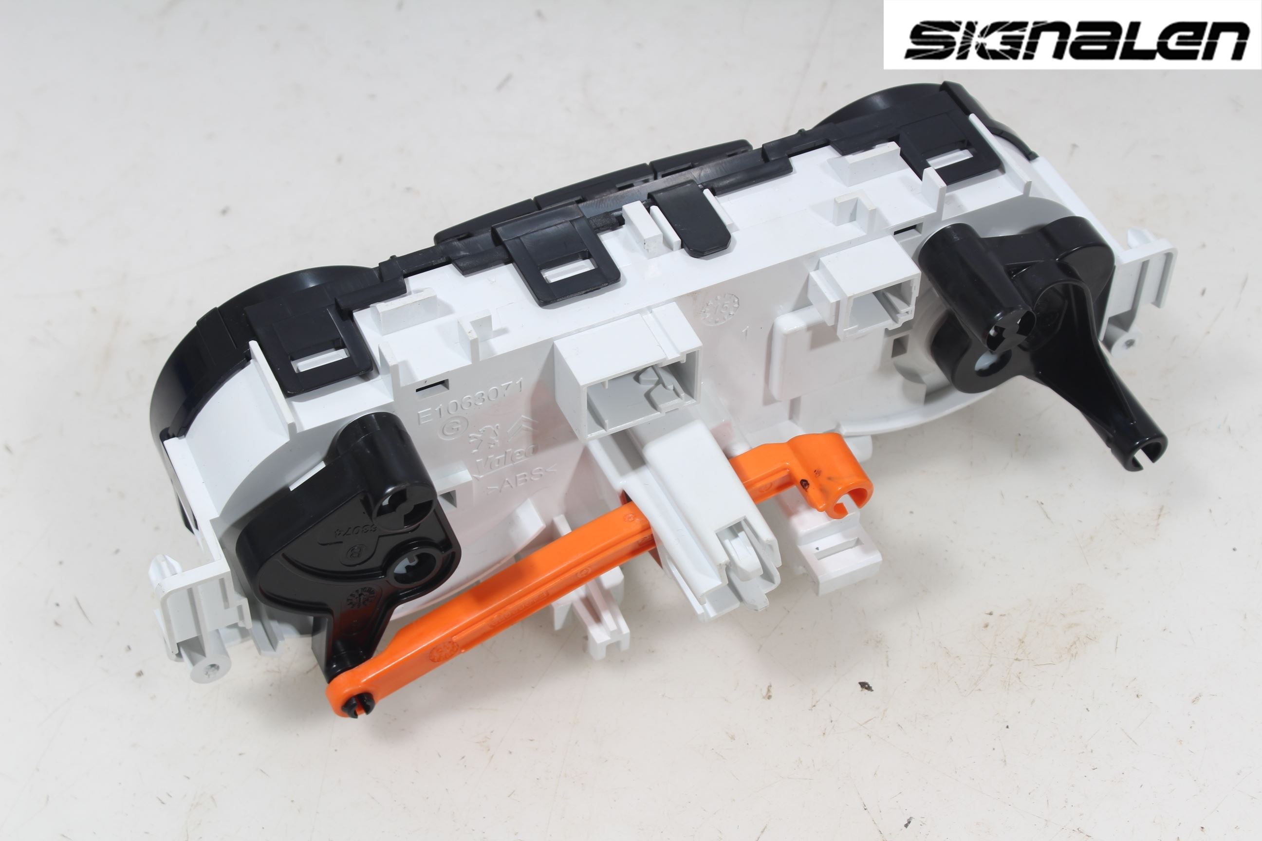 Peugeot PEUGOT 208 16-19 Varme Ac Betjening-Display