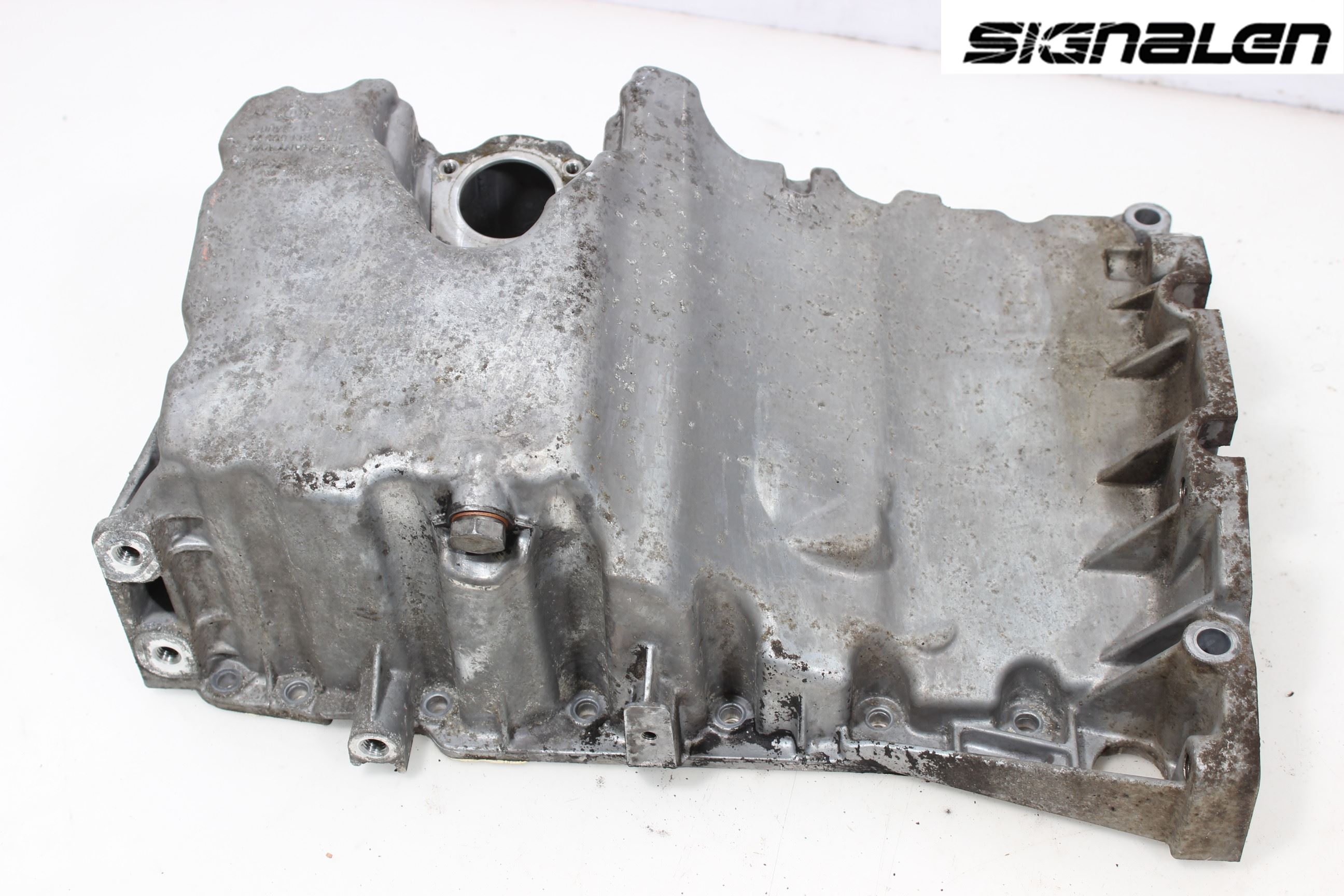 Audi A4/S4 08-11 Bunnpanne