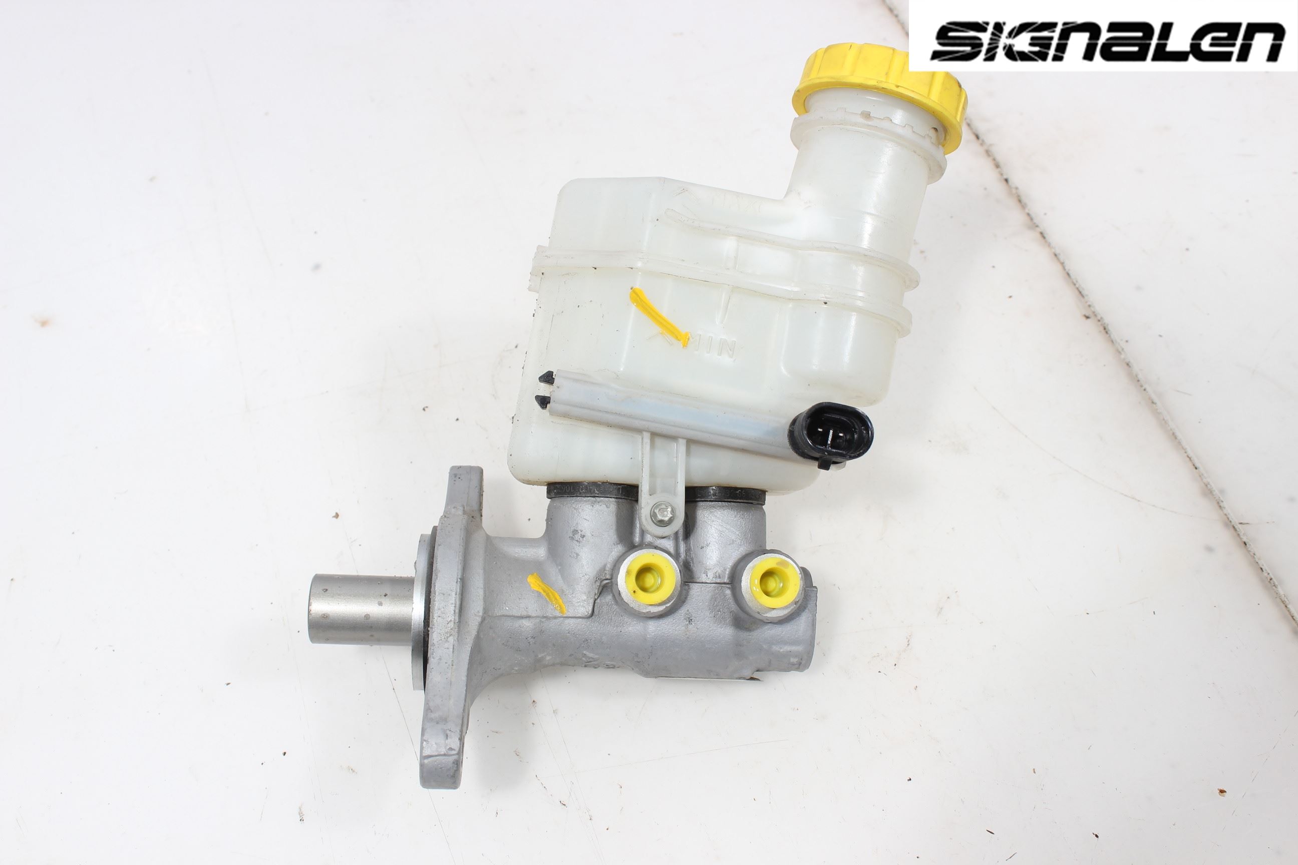 Ford KA 09-16 Brems Hovedsylinder