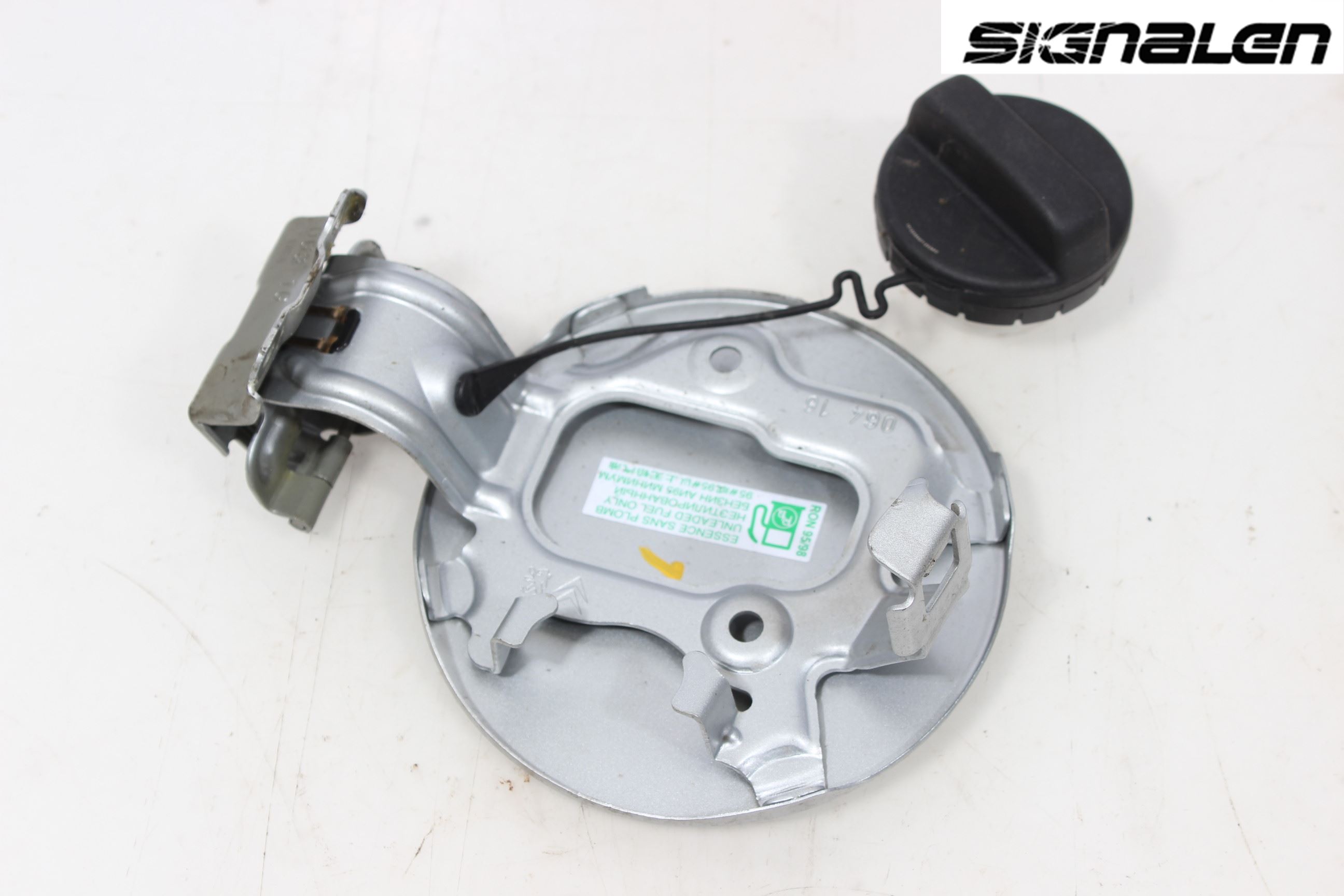 Peugeot 108 15-22 Drivstoff Tankluke