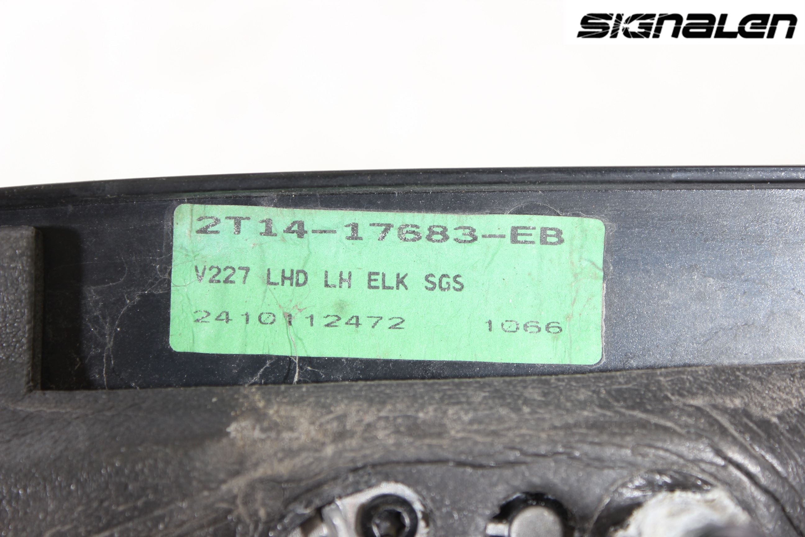 Ford TRANSIT CONNECT 09-13 Speil V M-El Justering