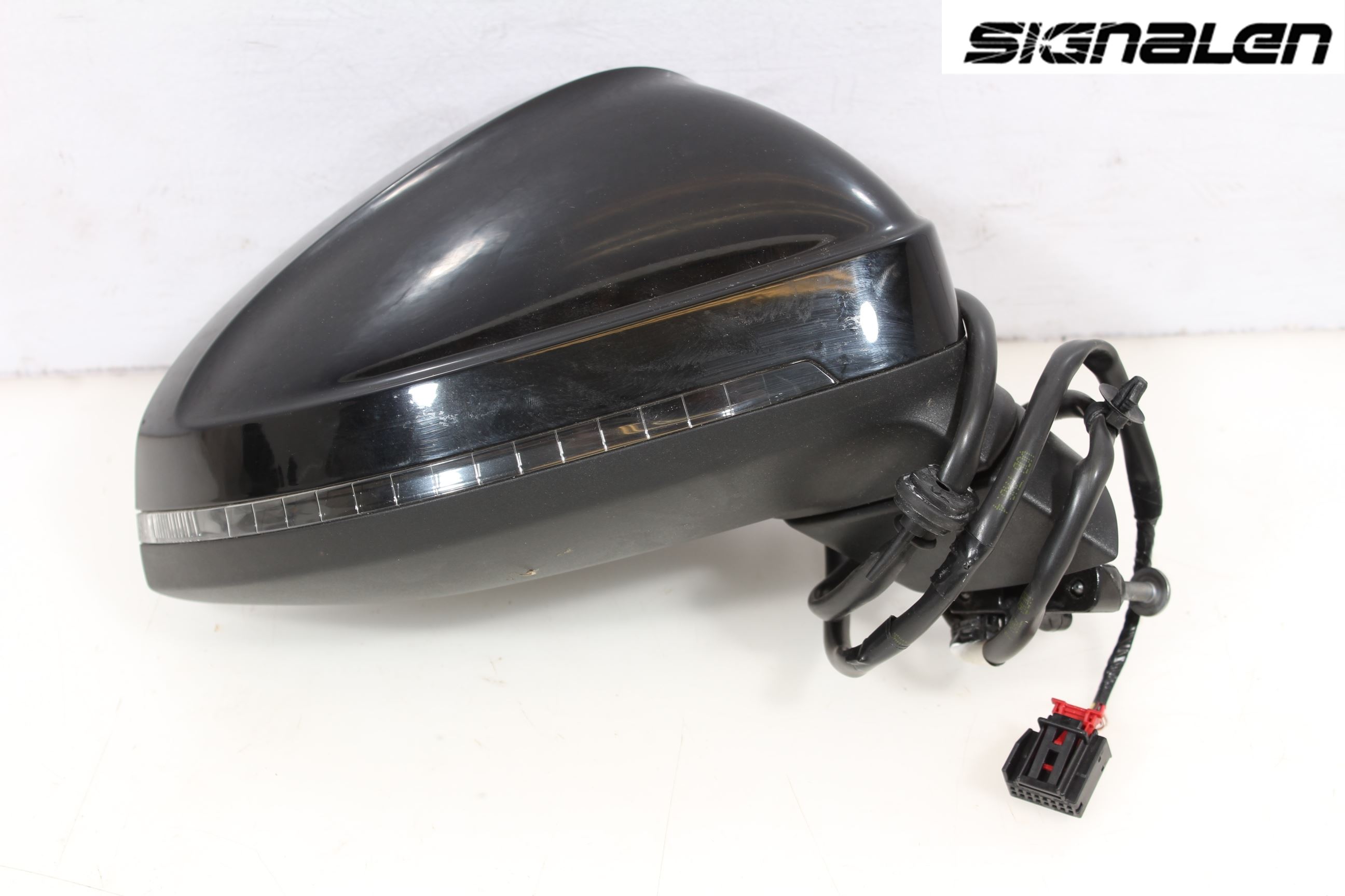 Audi A4/S4 B9 16-19 Speil H M-El Justering
