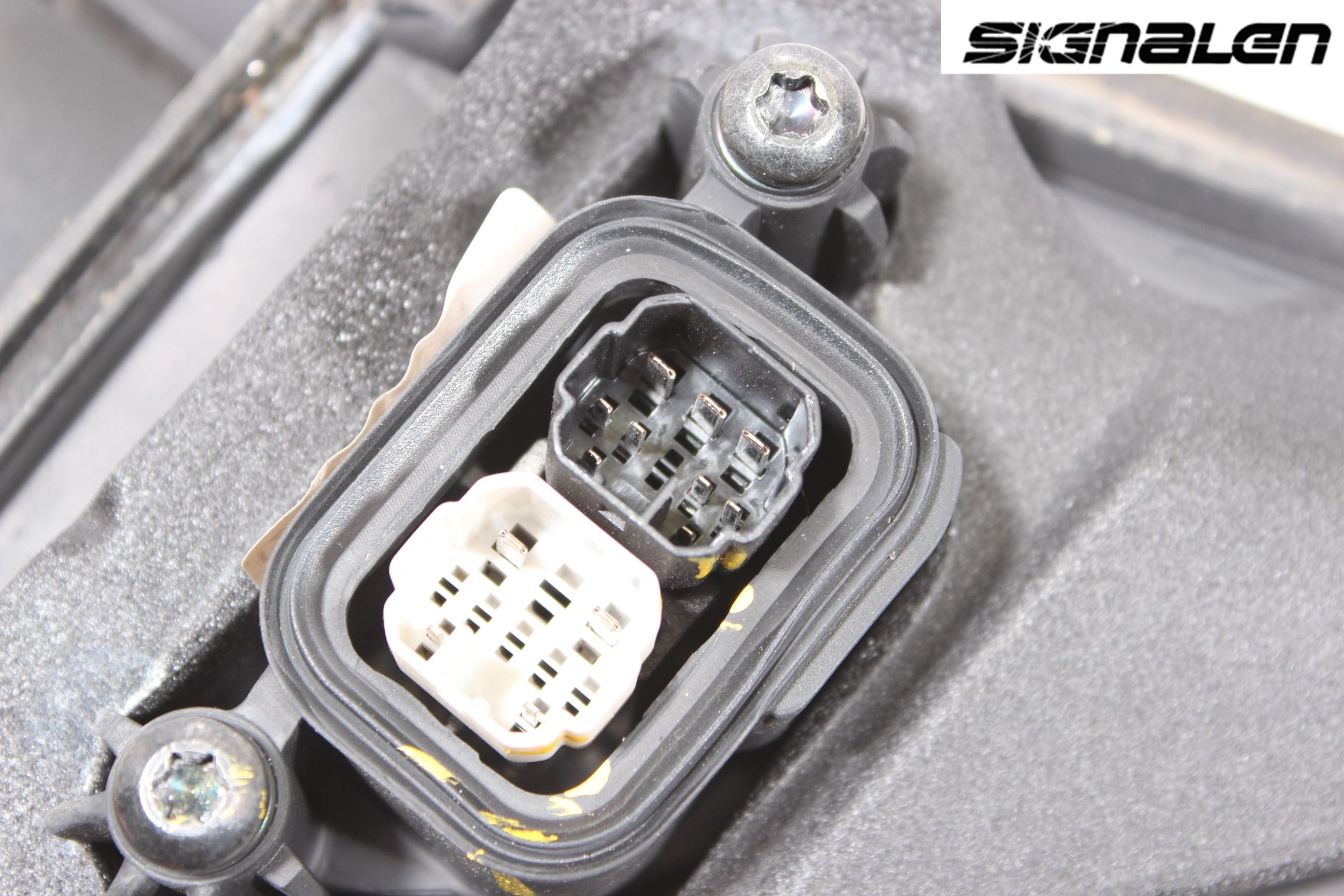 Saab 9-3 VER2/VER3 08-15 Speil H M-El Justering