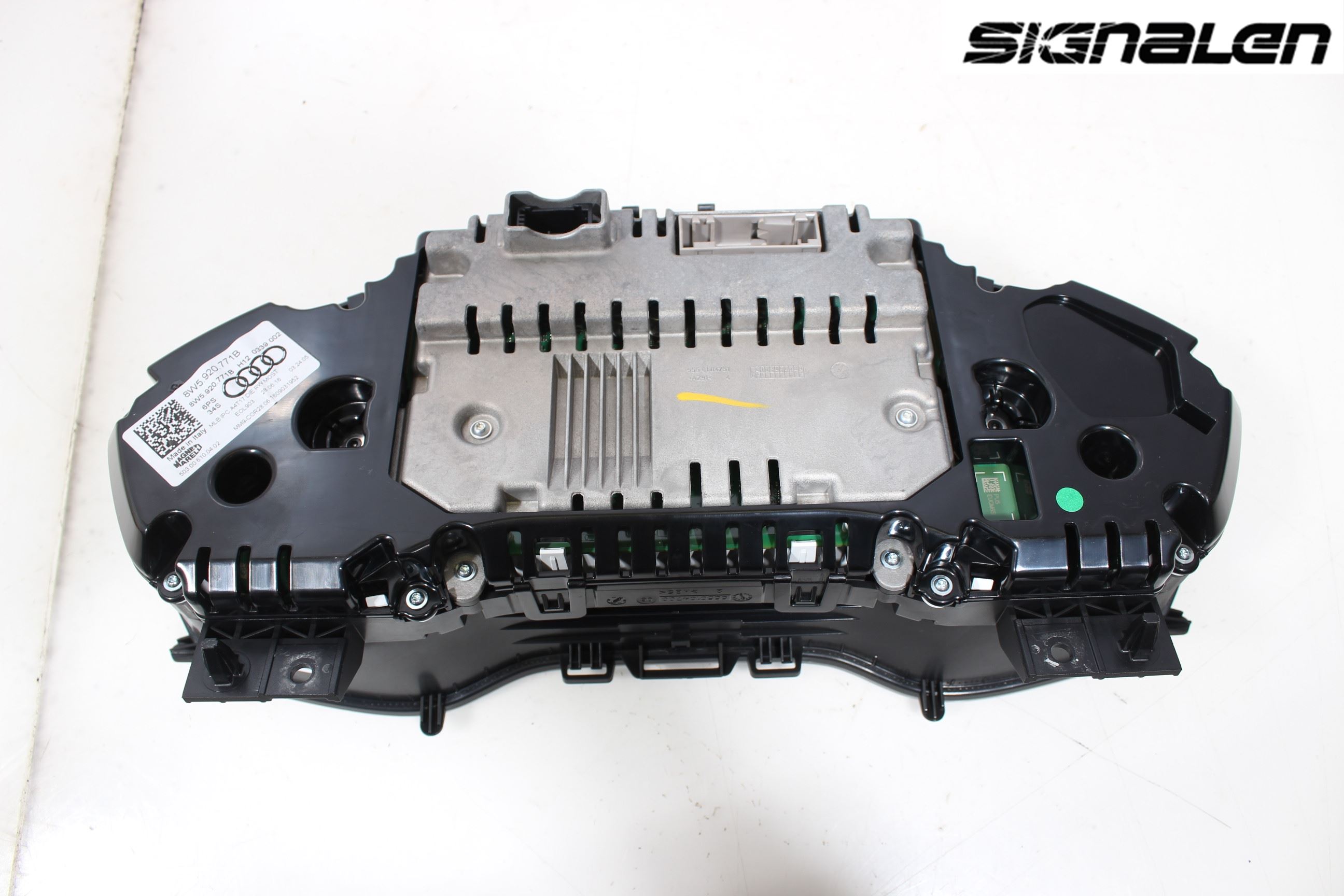Audi A4/S4 B9 16-19 Instr Kombinert