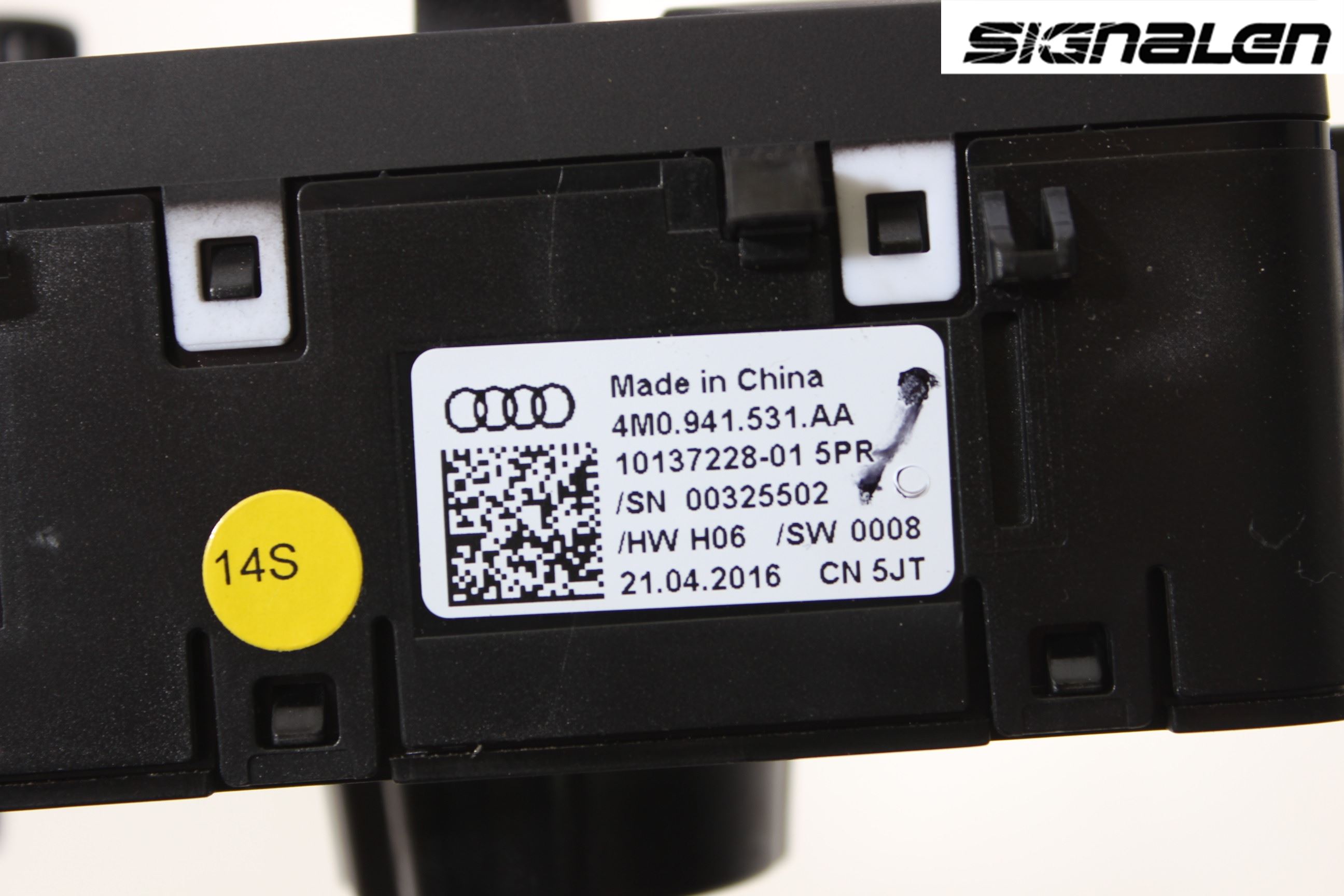 Audi A4/S4 B9 16-19 Bryter Hovedlys