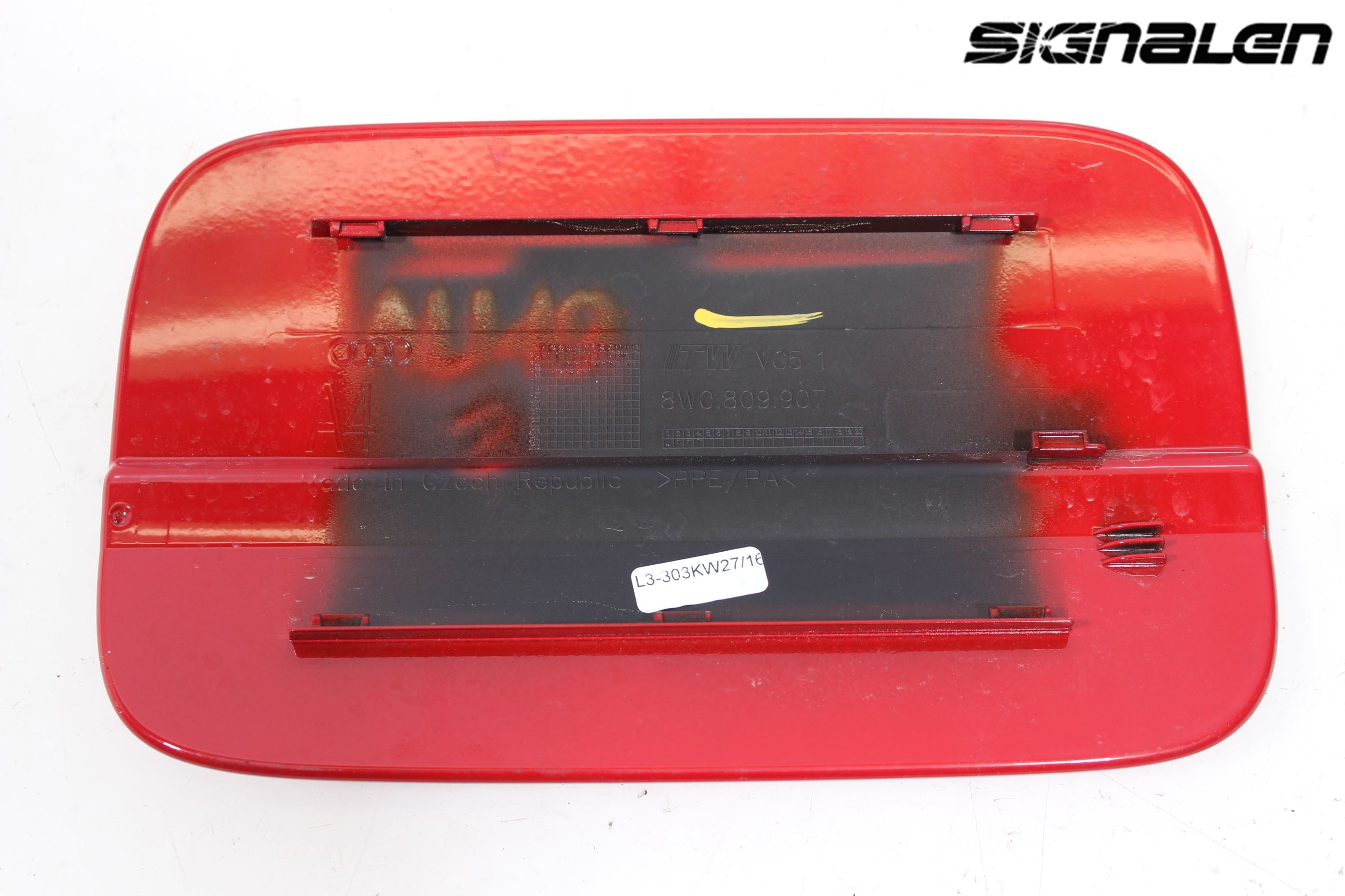 Audi A4/S4 B9 16-19 Drivstoff Tankluke
