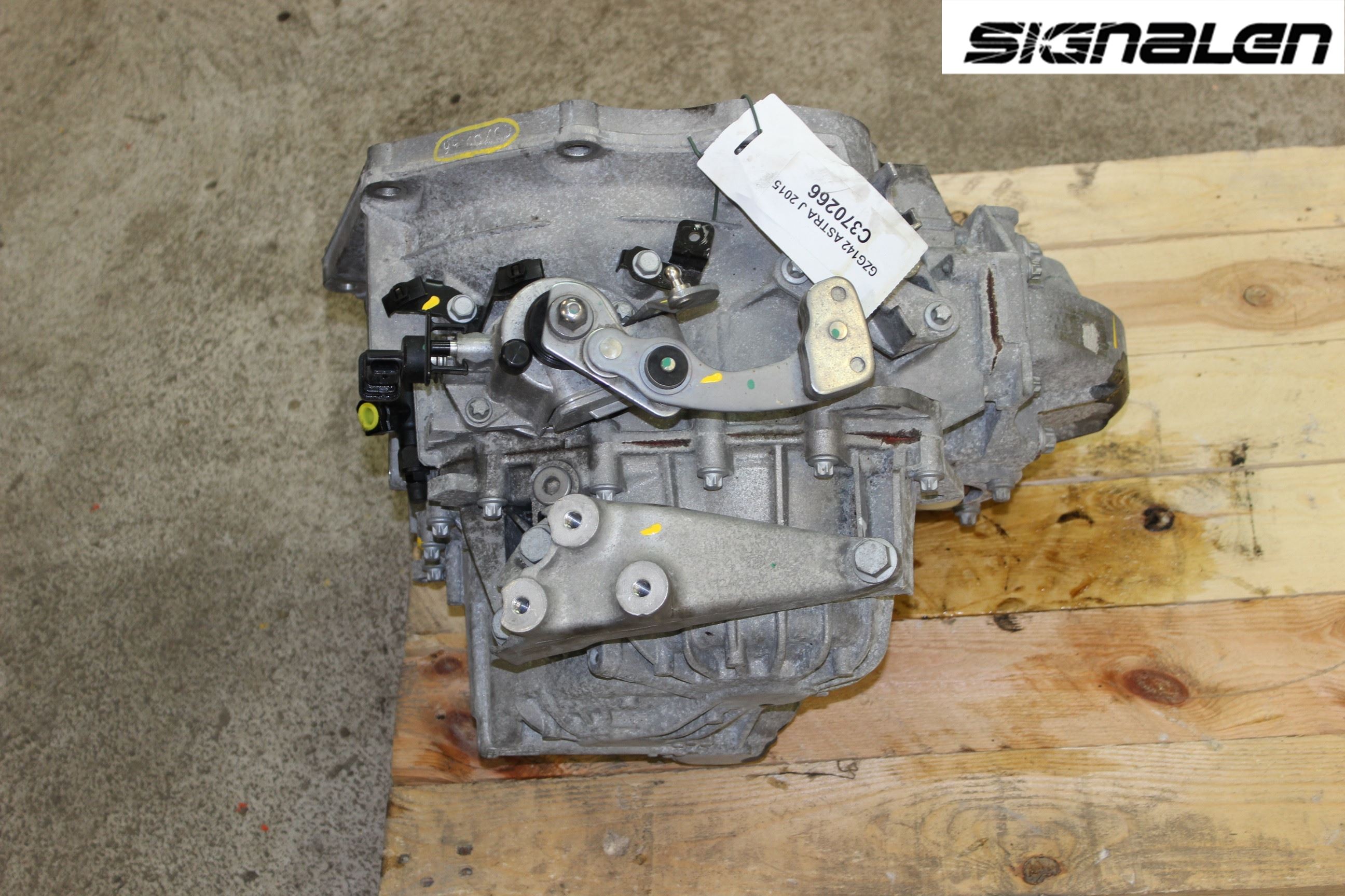 Opel ASTRA J 10-15 Gearkasse 6 Trinn