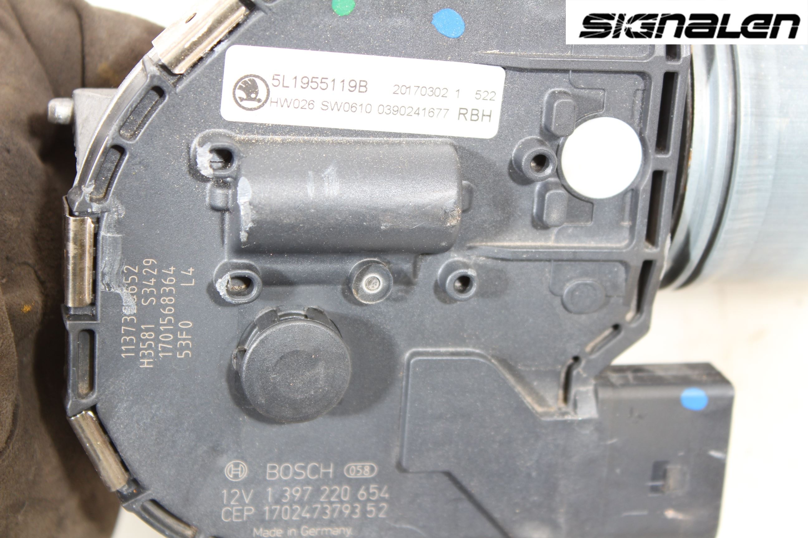 Skoda YETI Viskermotor Frontrute