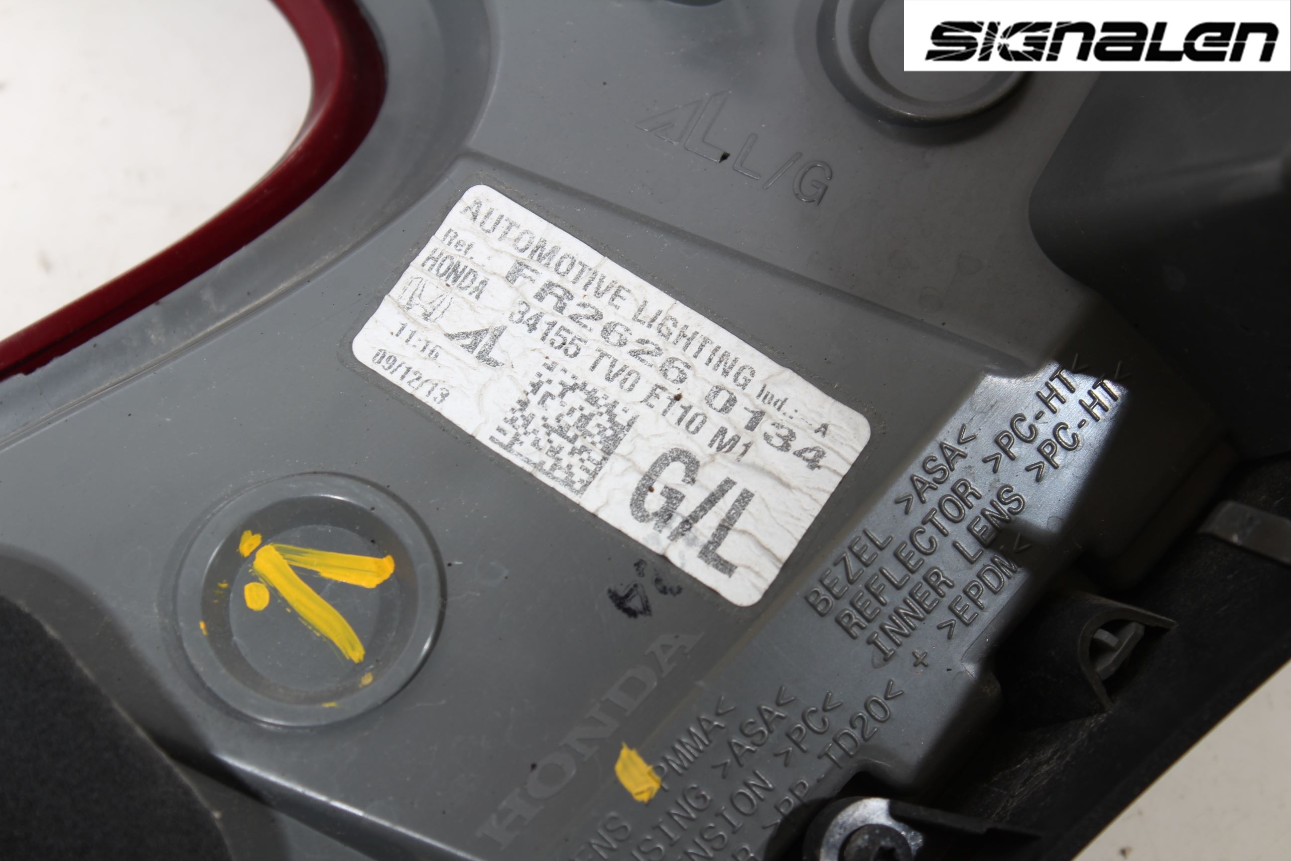 Honda CIVIC 12-16 Baklykt Venstre  På Luke(Indre