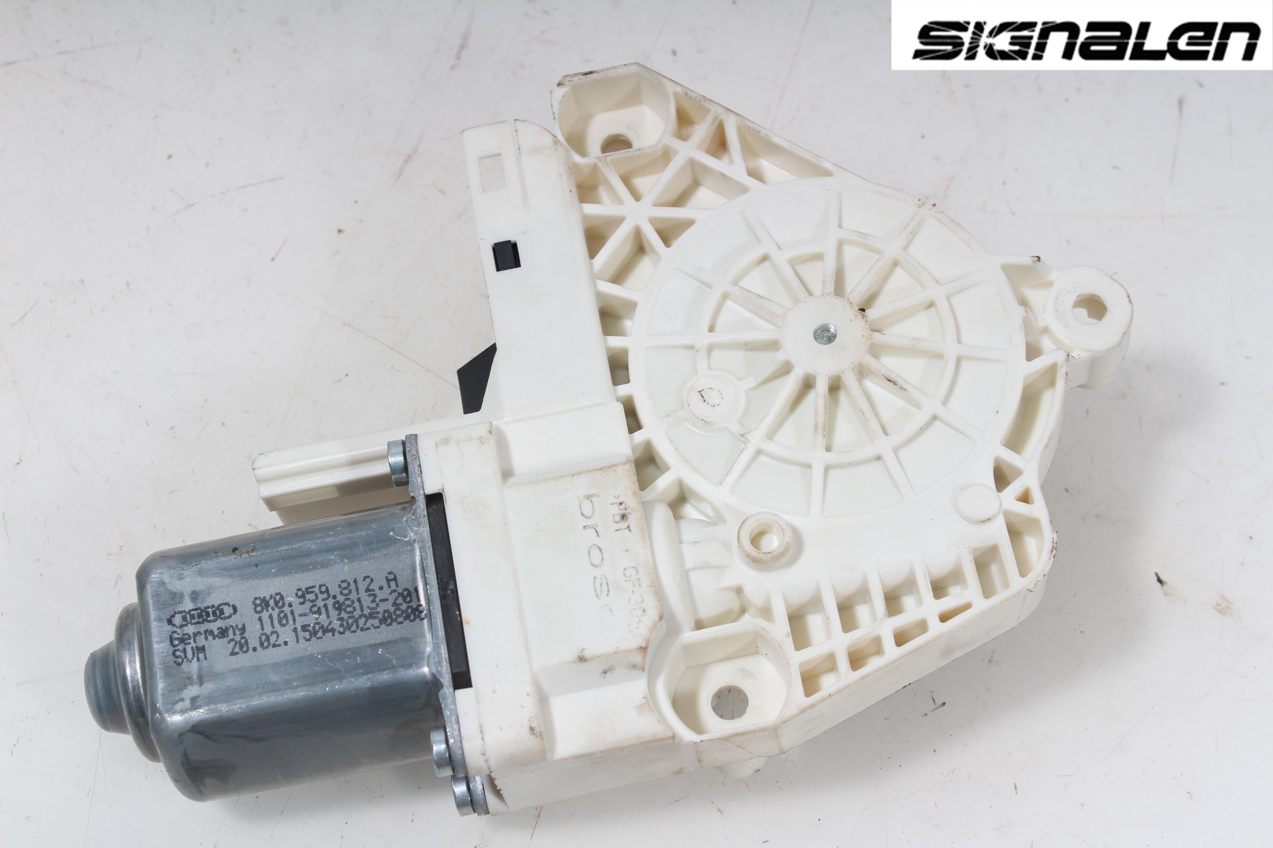 Audi A4 12-15 Vindusheismotor