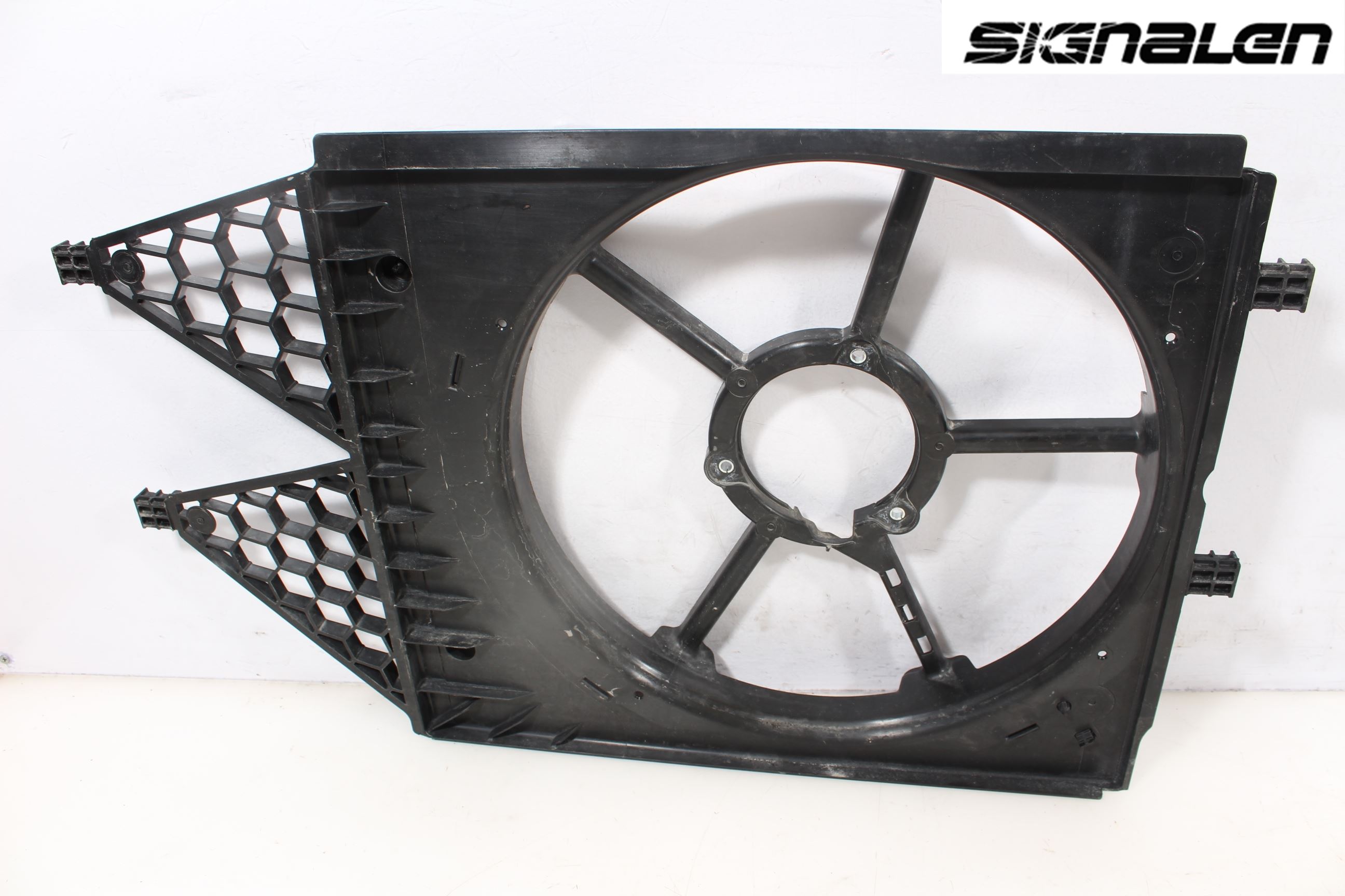 Skoda FABIA 15-21 Kjølevifte-Radiator Hus-Kåpe