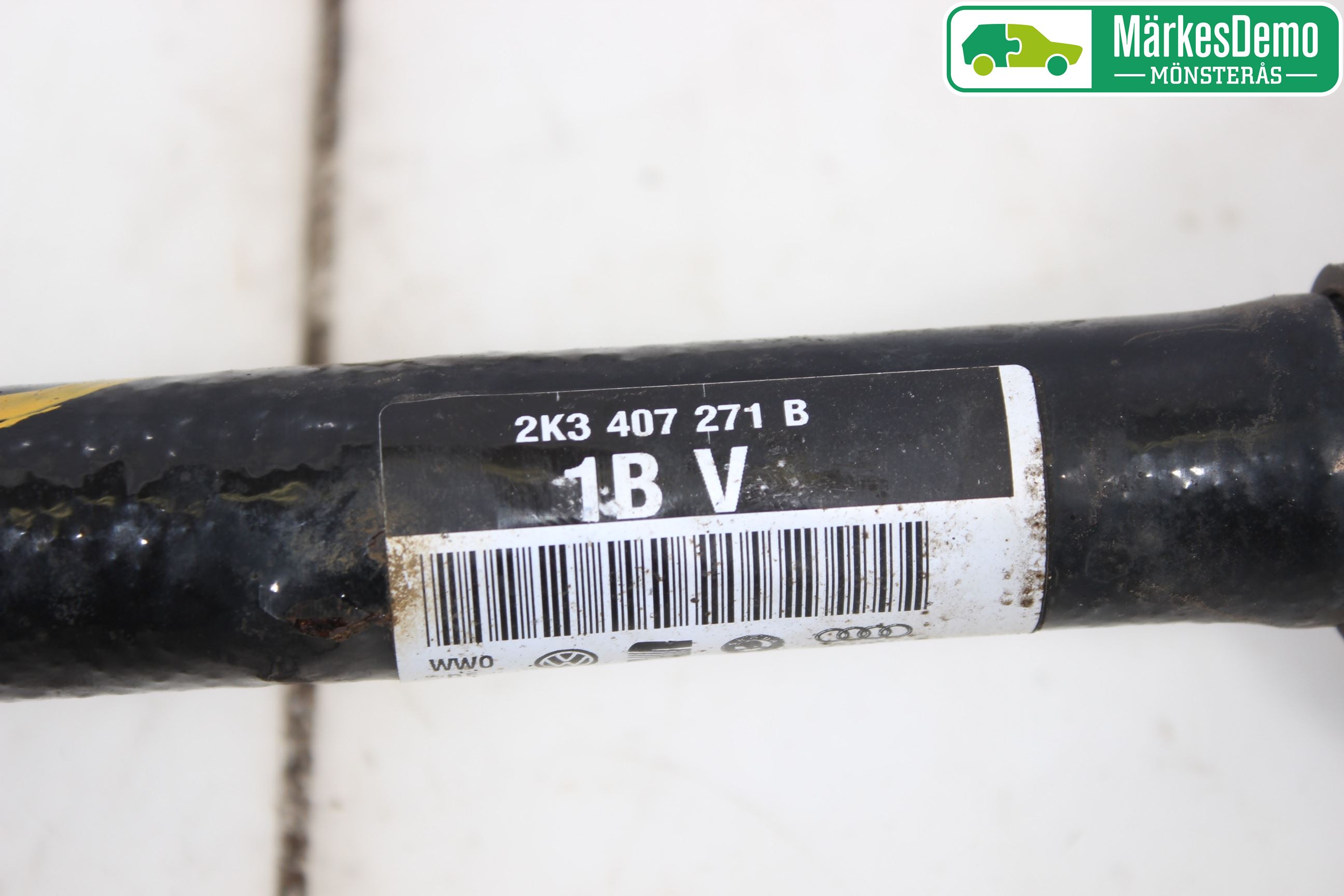 Volkswagen VW CADDY 11-15 Drivaksel Foran Kompl Venstre