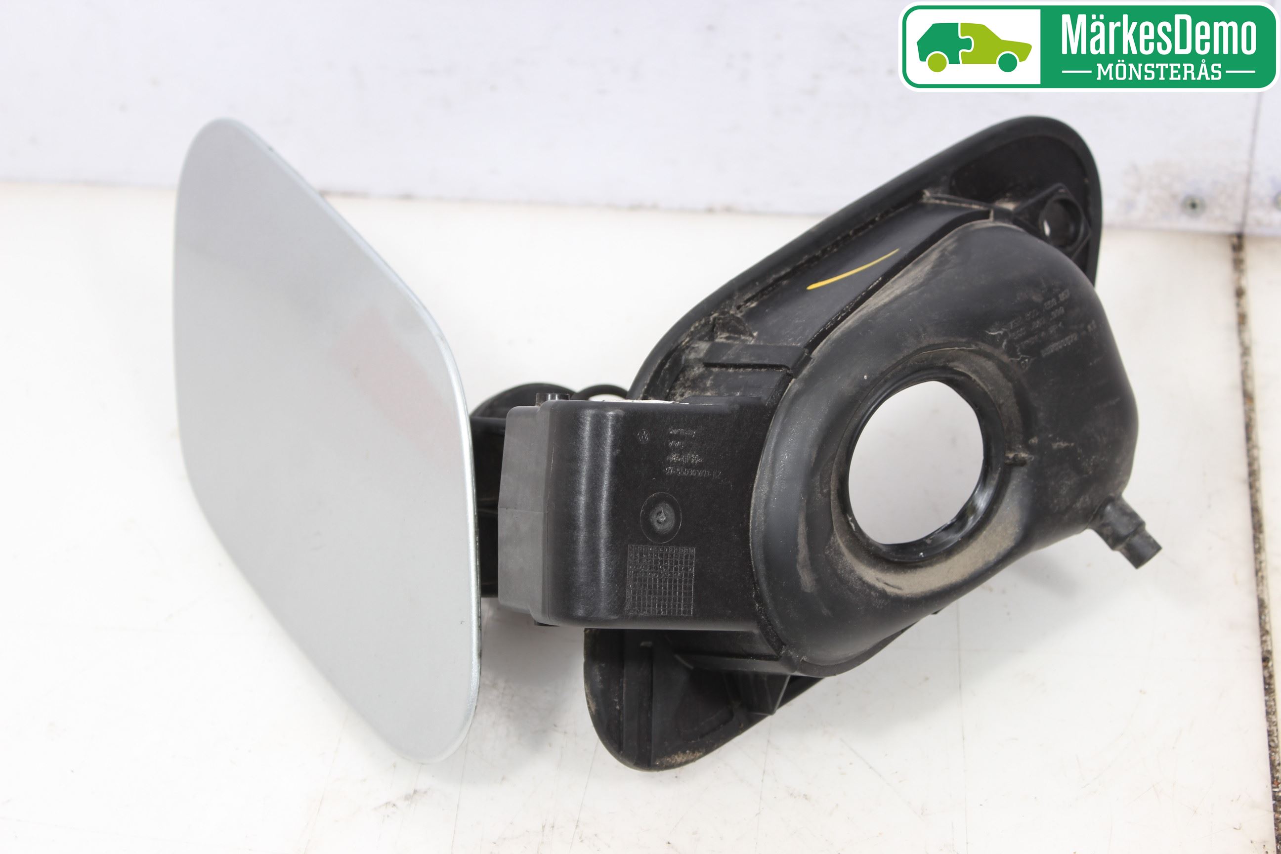 Volkswagen VW GOLF / E-GOLF VII 13-20 Drivstoff Tankluke