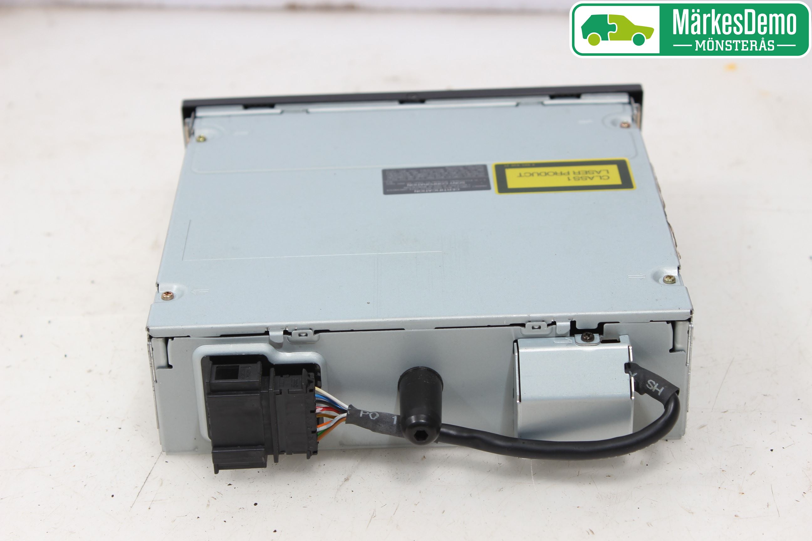 Volkswagen VW GOLF V 04-09 Stereo Radio