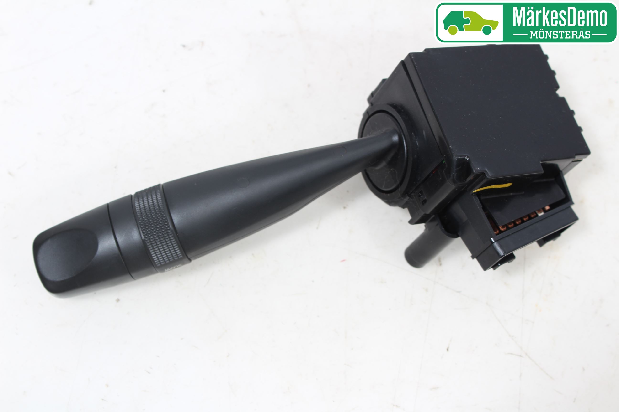 Suzuki SWIFT 11-16 Bryter Ratt Visker - Spyler