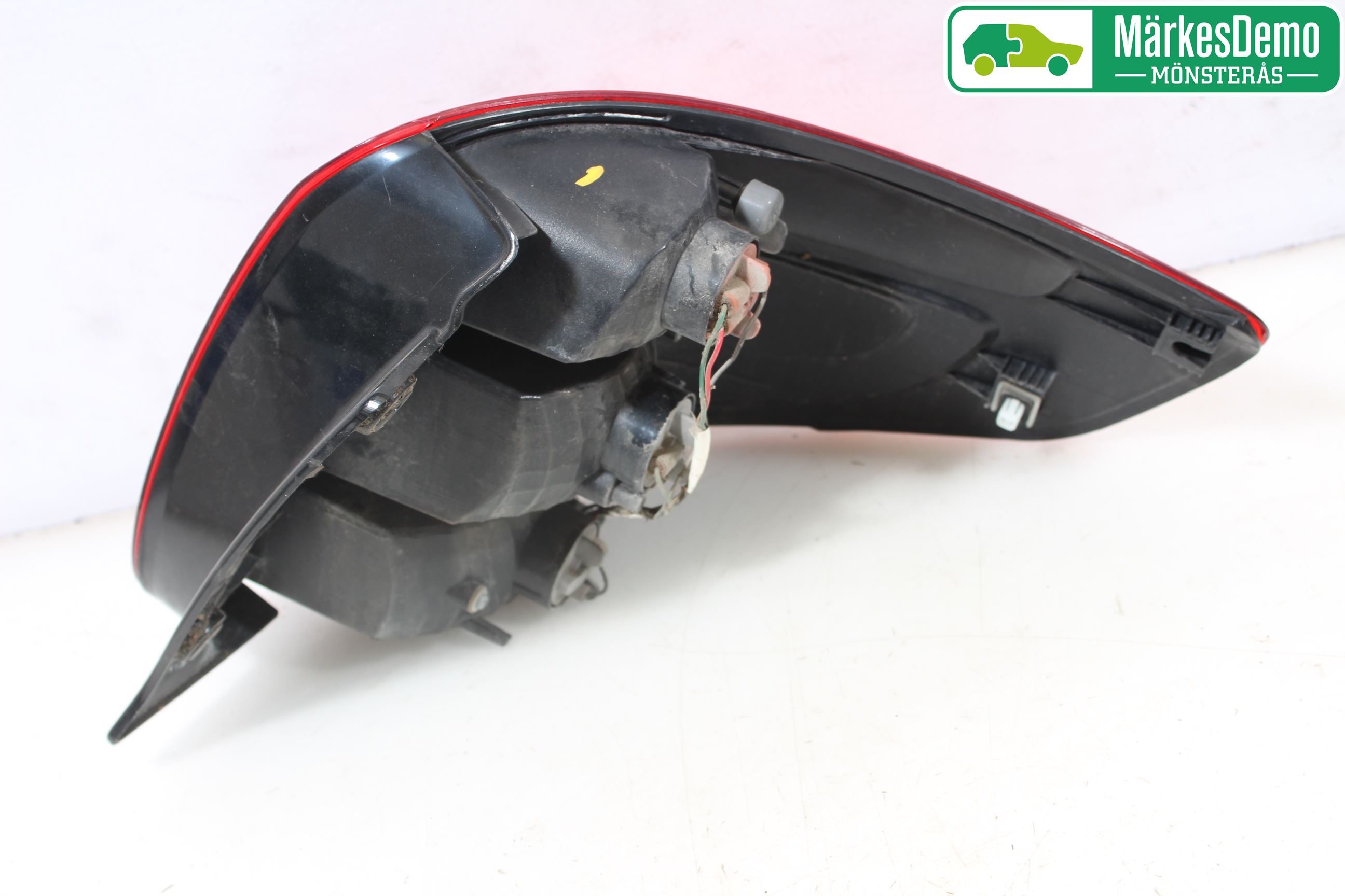 Suzuki SX4 06-09 Baklykt Venstre