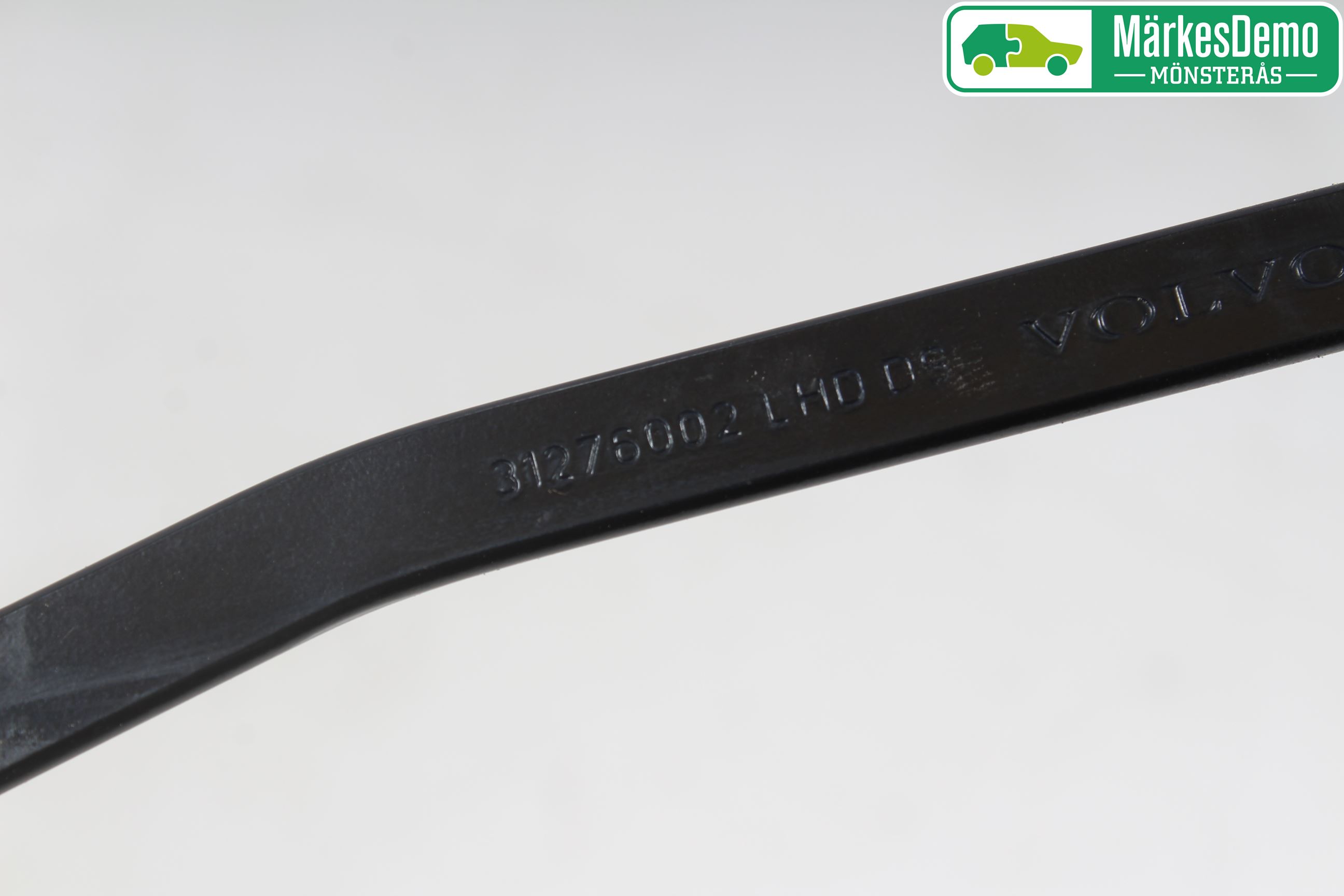 Volvo V70 08-13 Viskerarm-Armer Frontrute