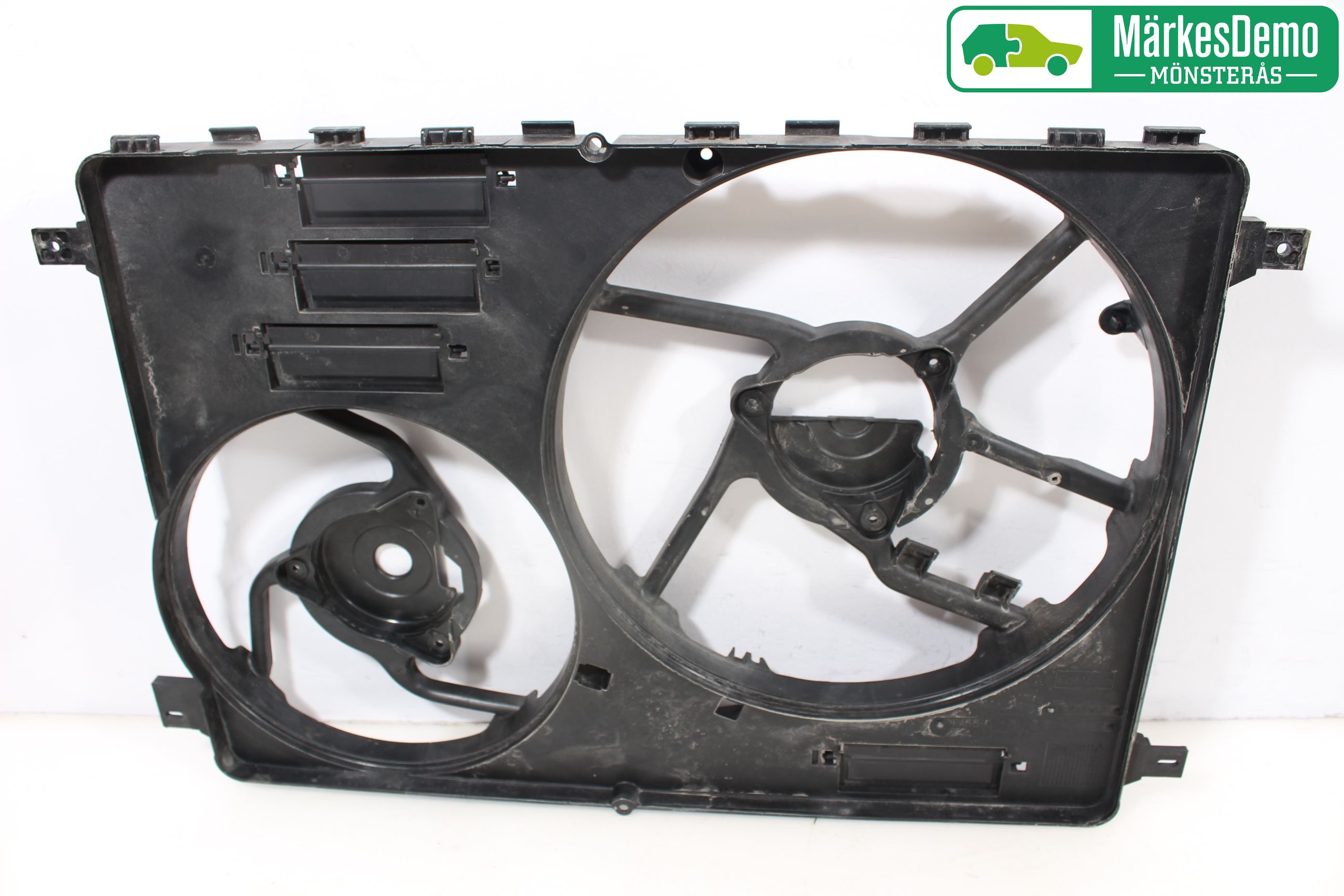 Volvo V70 08-13 Kjølevifte-Radiator Hus-Kåpe